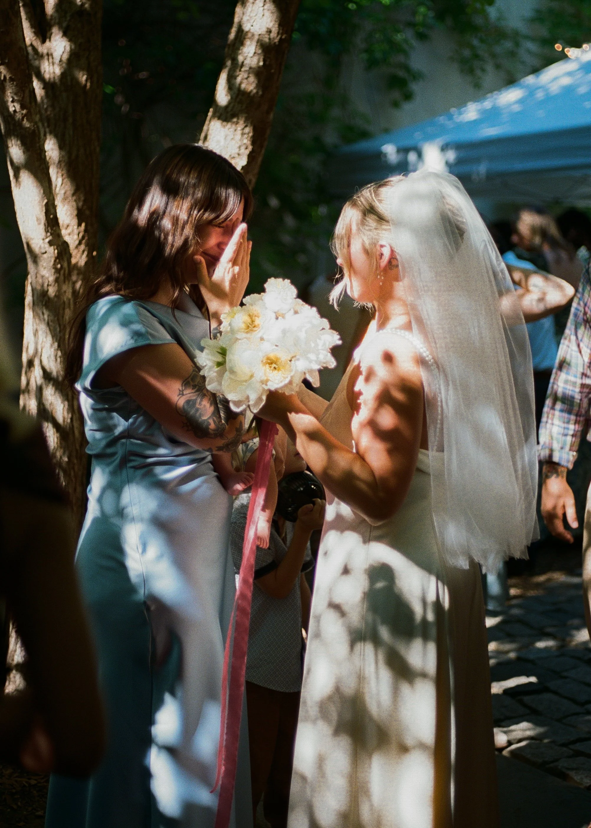 philadelphia-film-wedding-photographer-candid-guests copy.JPG