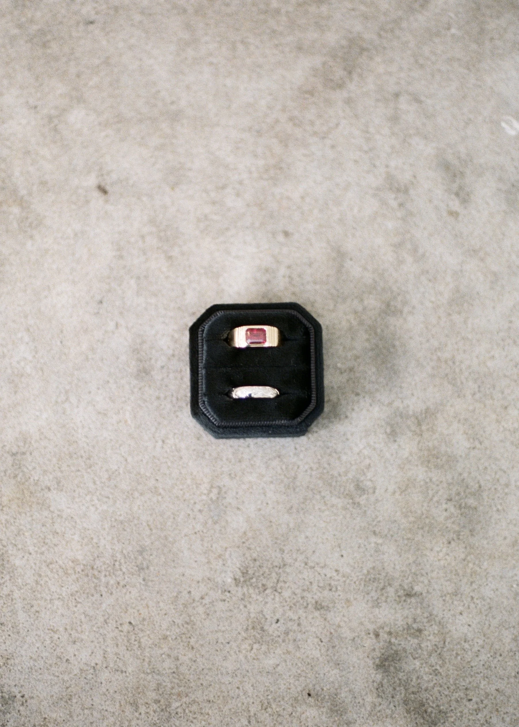 philadelphia-film-wedding-photographer-rings.jpg