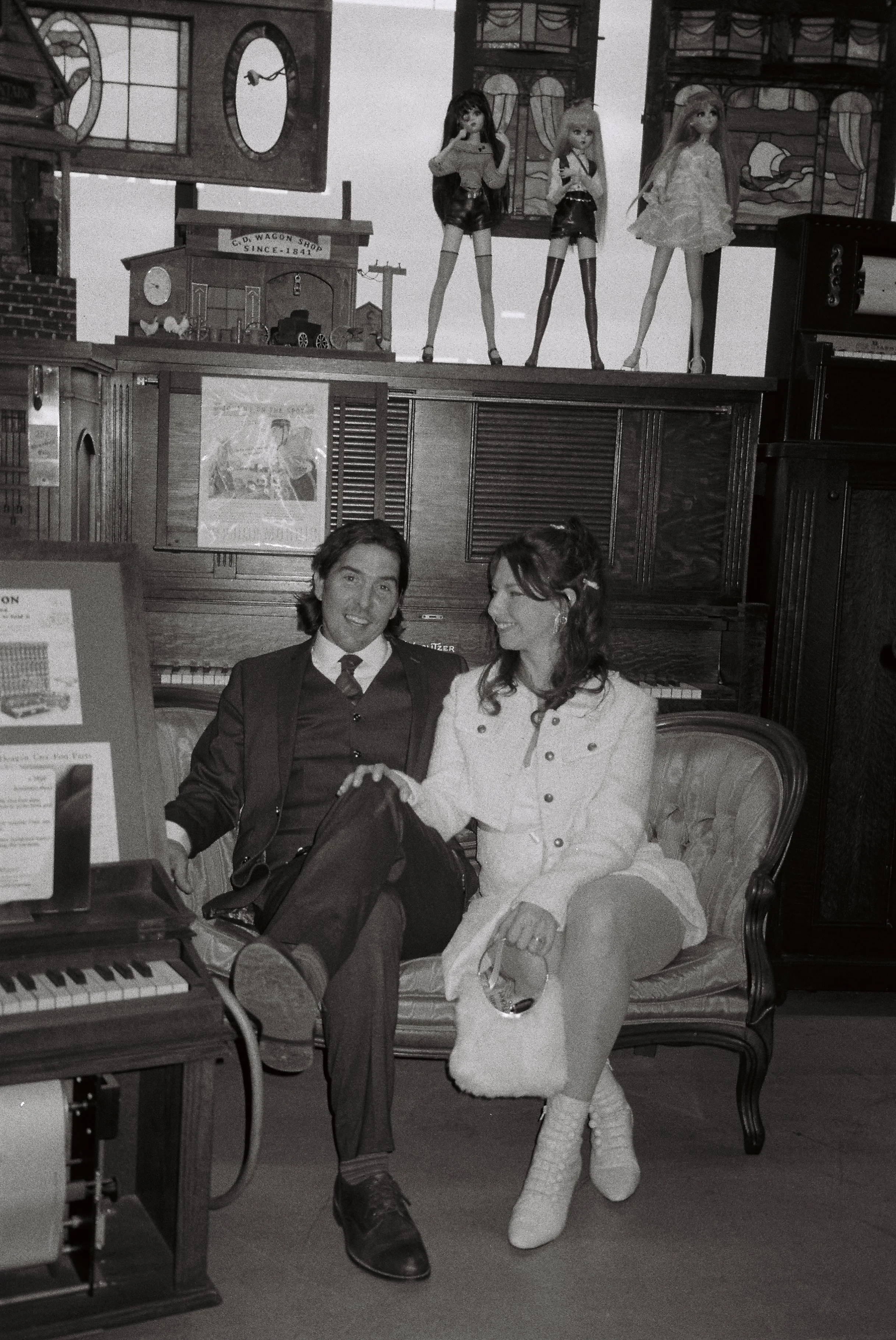 Laurie’s customers, Fernando and Kate embracing by the lake on their wedding day.