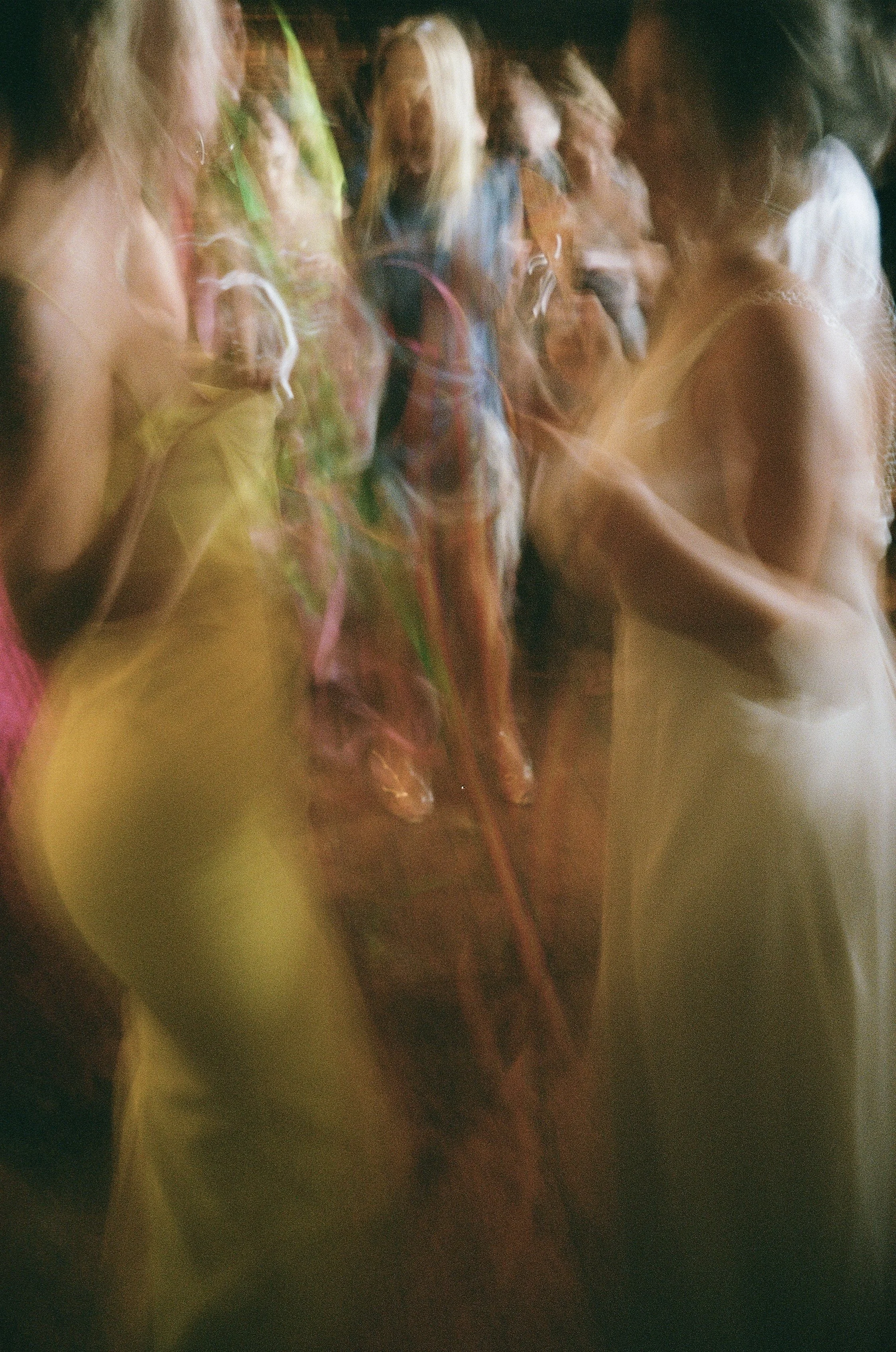 philadelphia-film-wedding-photographer-dance-floor.jpg