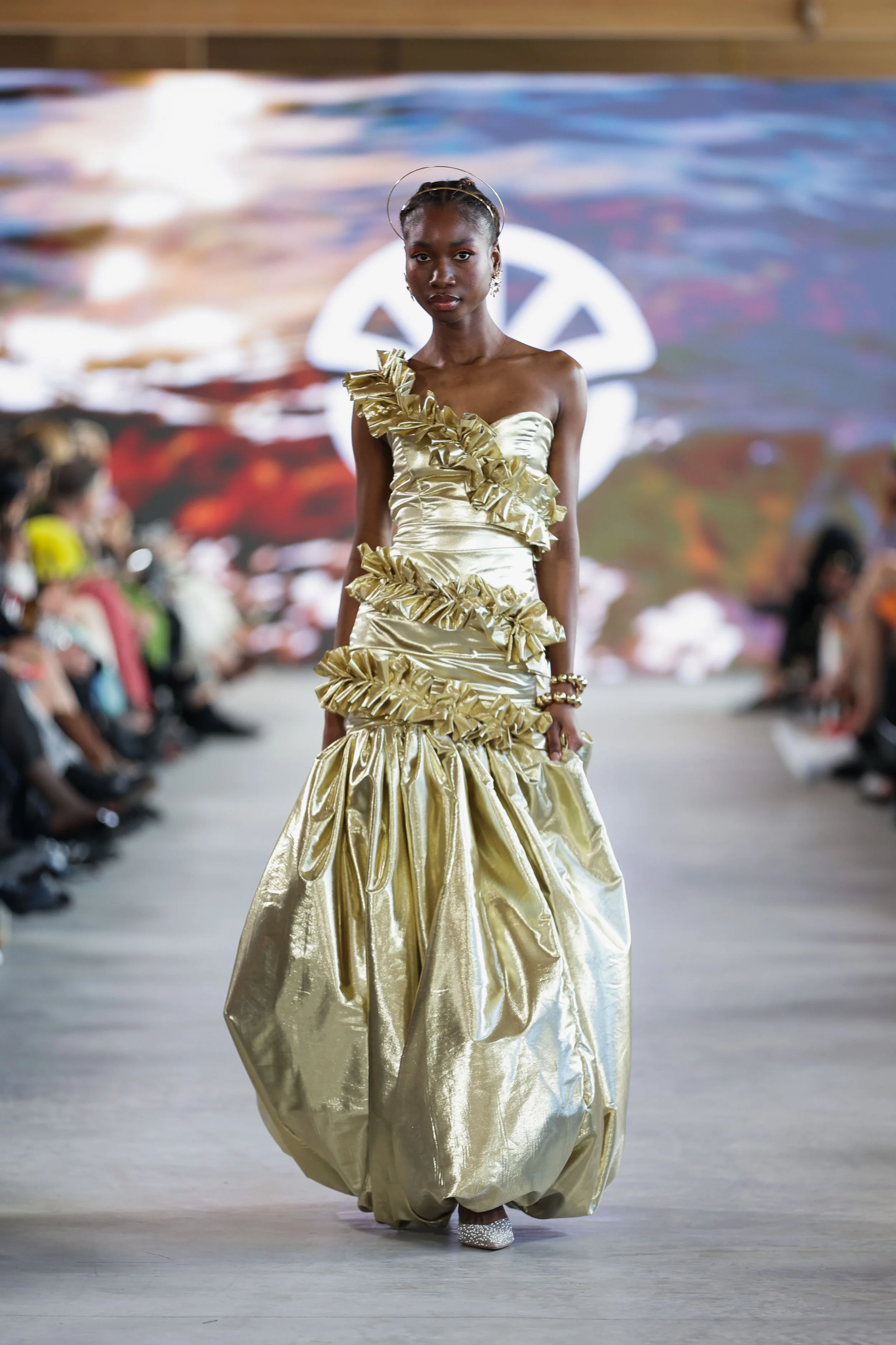 28_primary_OAMA_look12_day3_@cosplay_@devansakaria.jpg