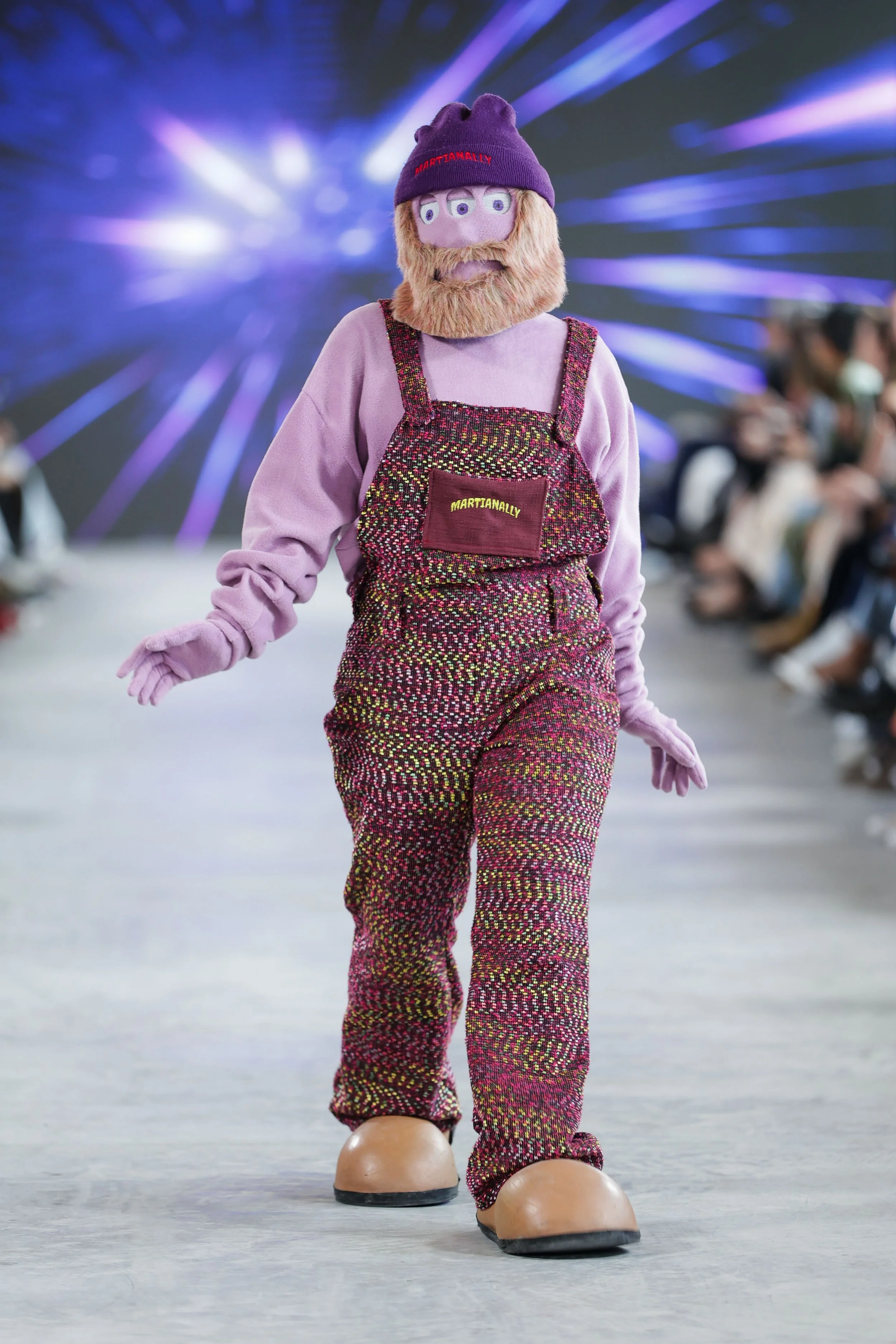 02_primary_Martianally_look1_day4_@cosplay_@devansakaria.jpg