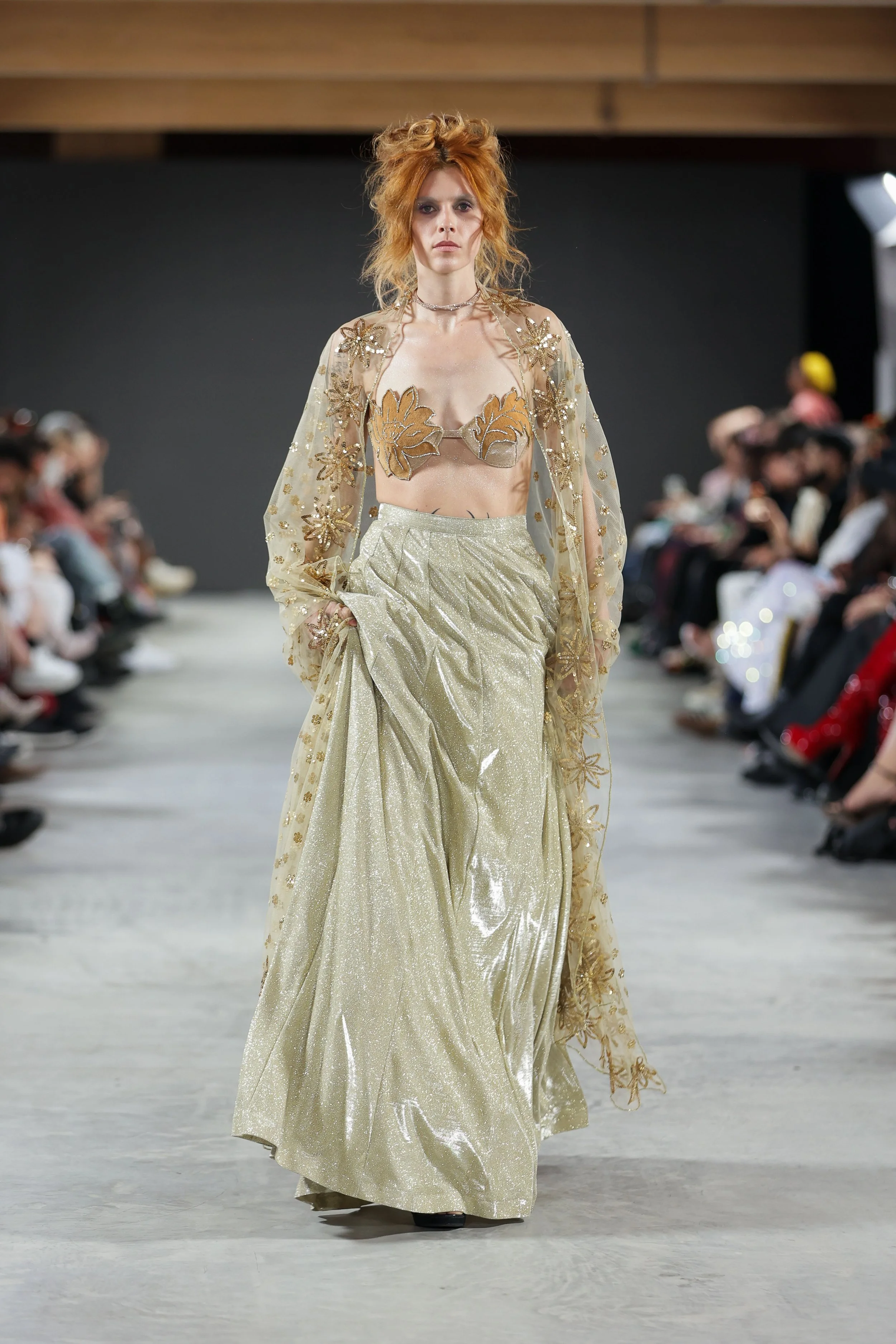 16_primary_AliHaiderCouture_look7_day4_@cosplay_@devansakaria.jpg