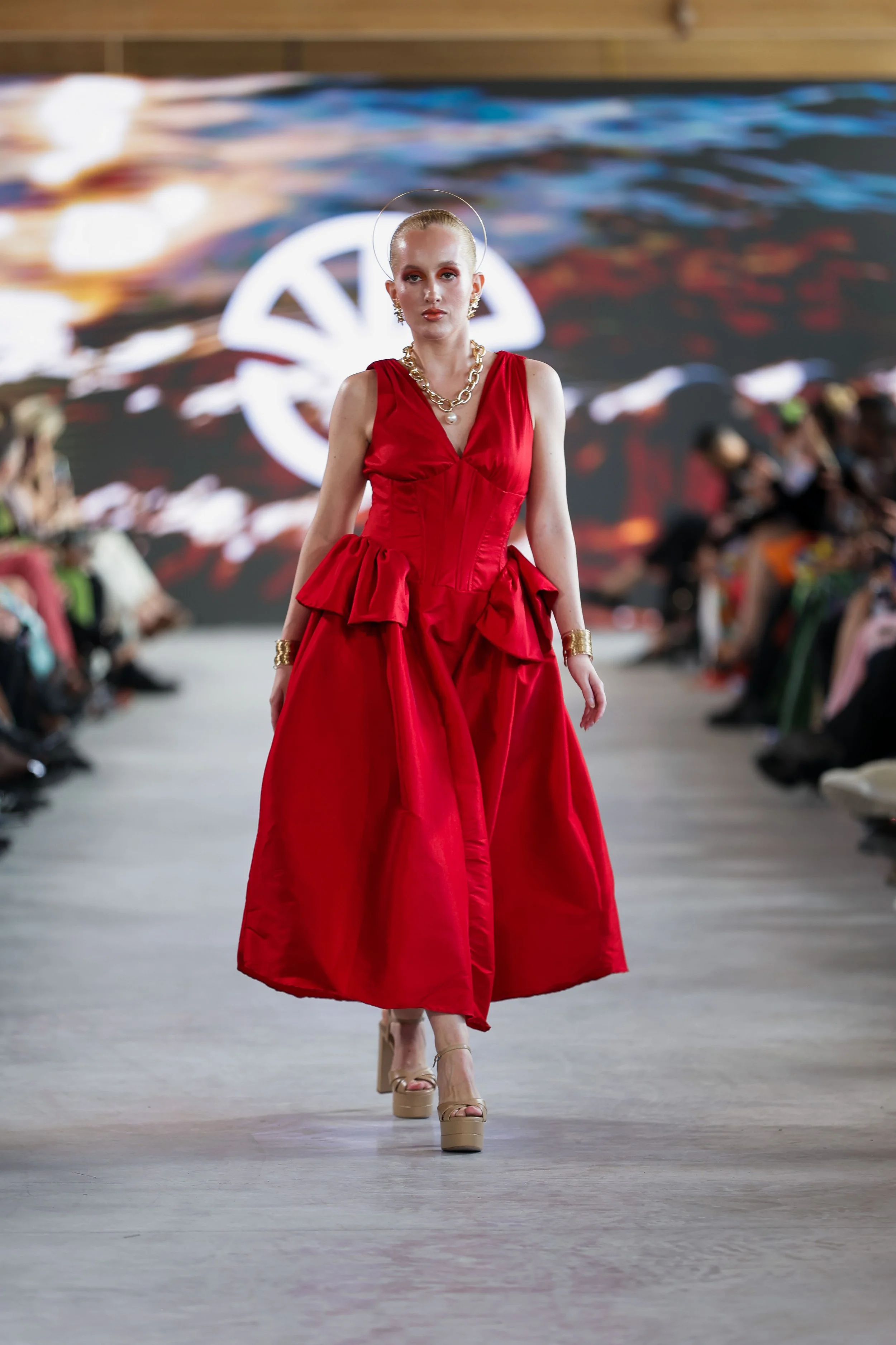 06_primary_OAMA_look3_day3_@cosplay_@devansakaria.jpg