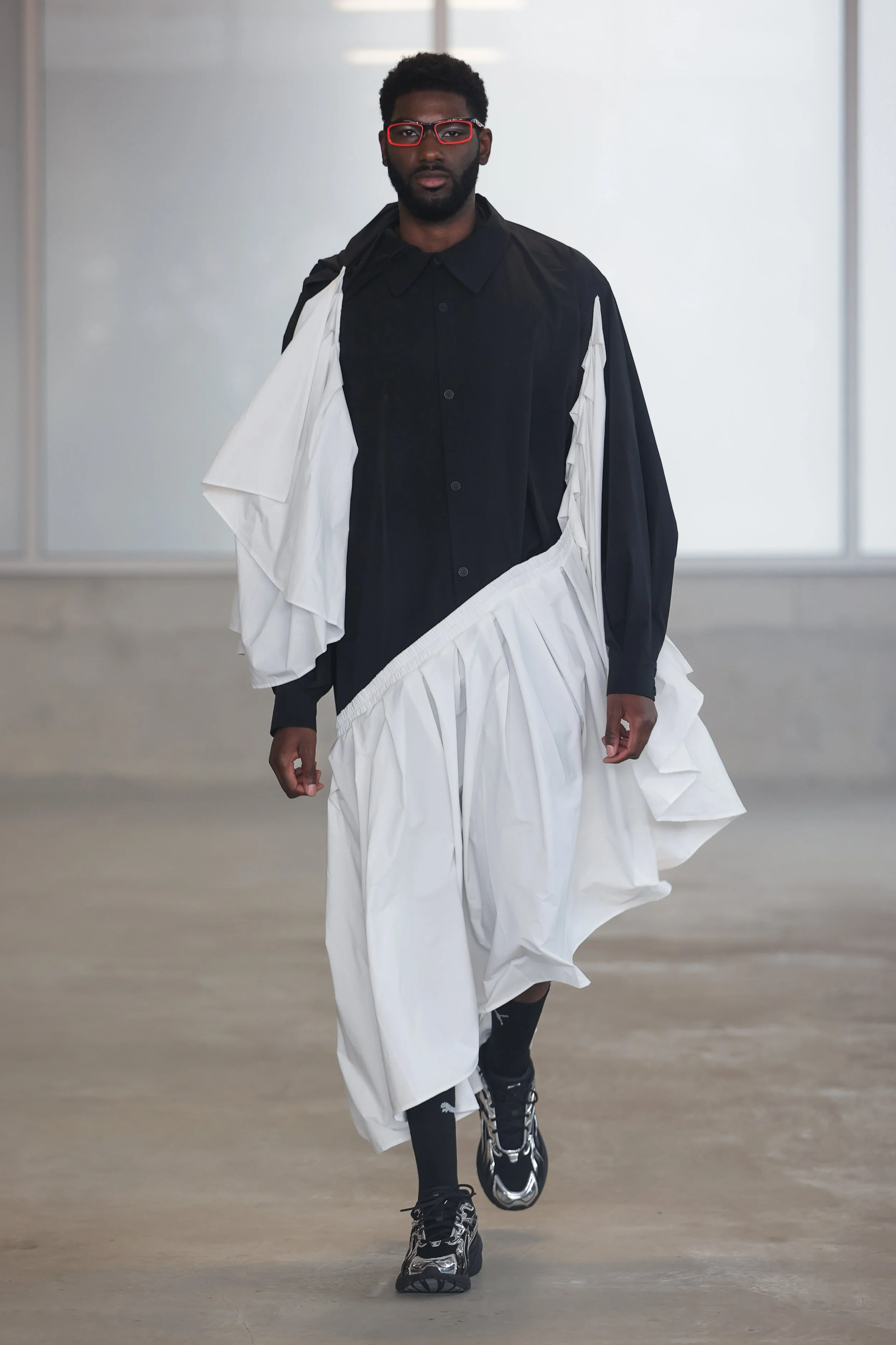 17Primary_SONS OF MAN _Look 9_Day1_@cosplay_@devansakaria .JPG