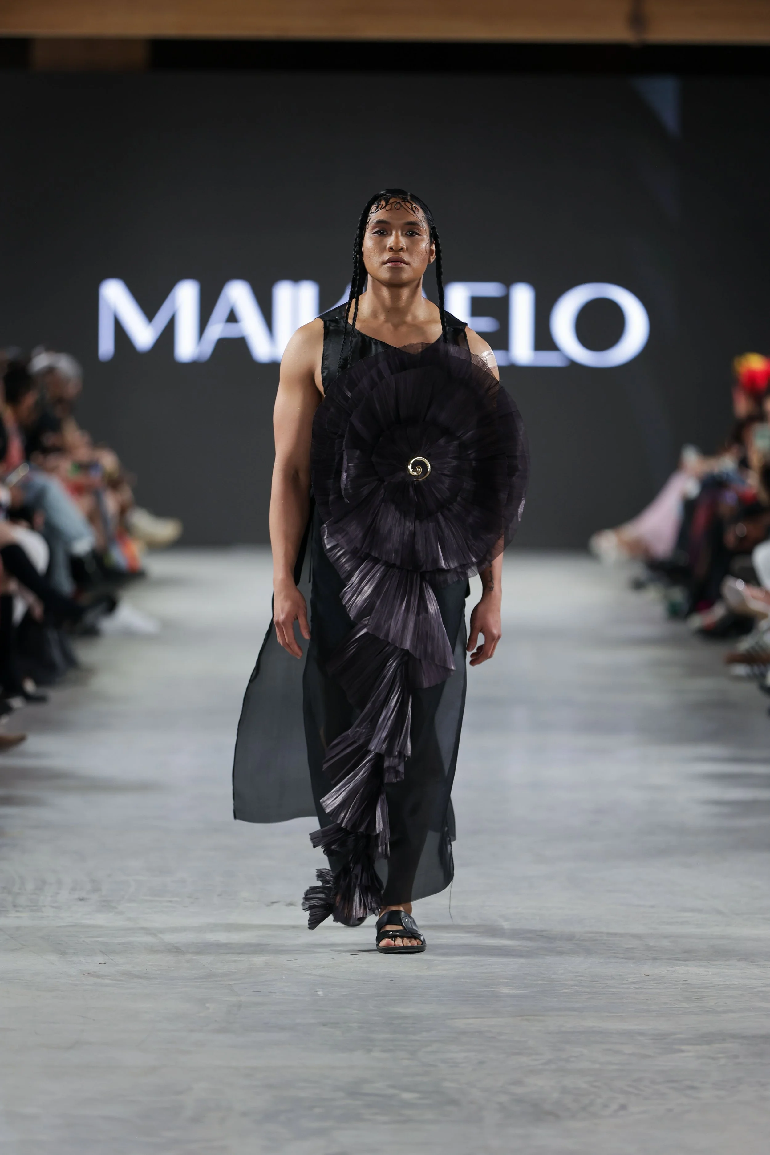 07_primary_Maikaelo_look3_day4_@cosplay_@devansakaria.jpg