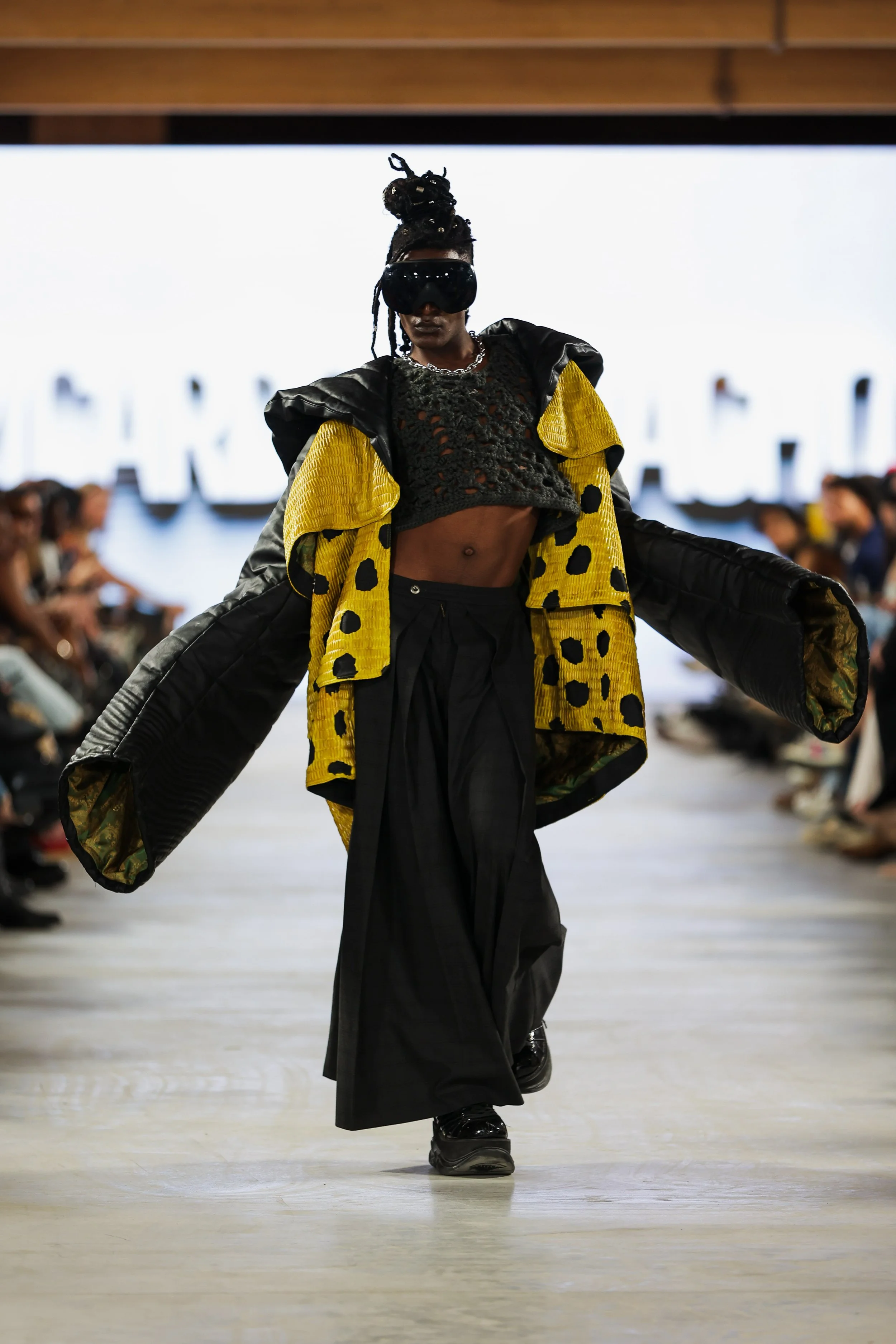 18_primary_RICARDOCAMACHO_look7_day2_@cosplay_@devansakaria.jpg