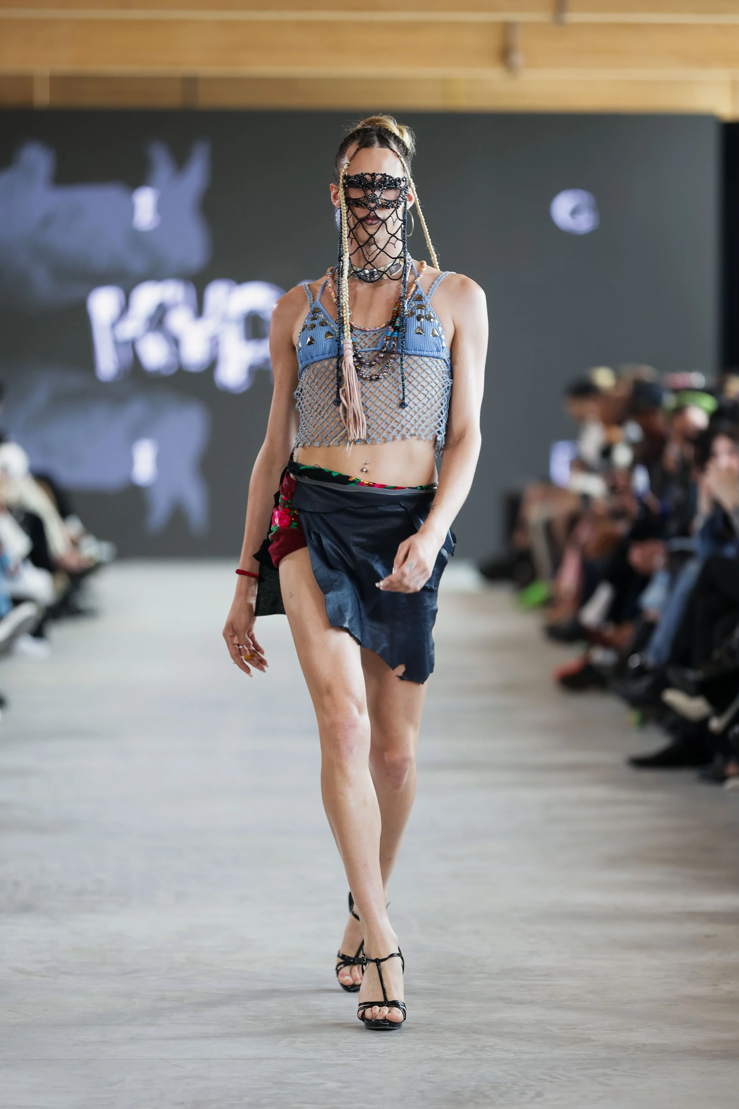 11_primary_KyanaKingberg_look4_day3_@cosplay_@devansakaria.jpg
