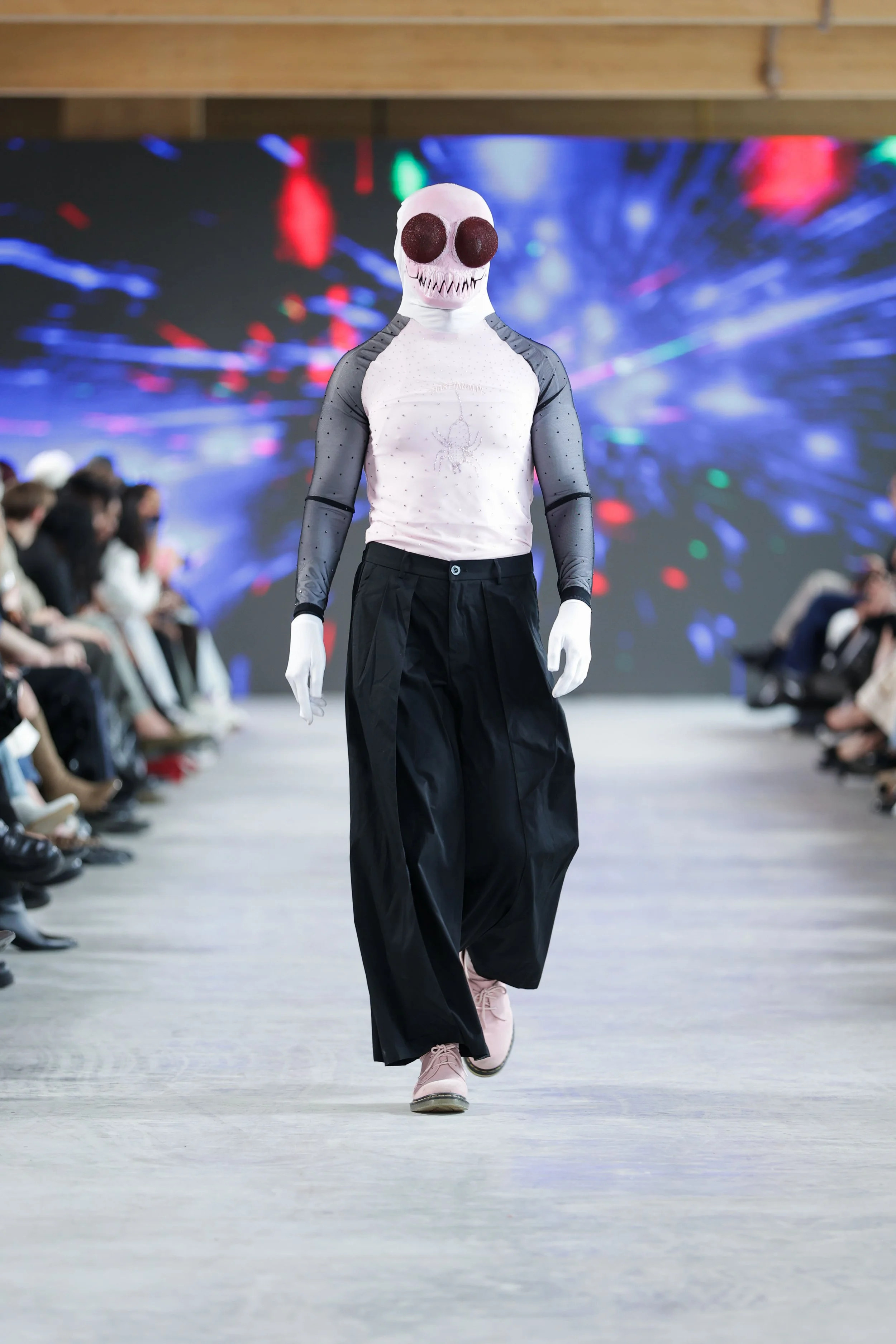 24_primary_Martianally_look10_day4_@cosplay_@devansakaria.jpg