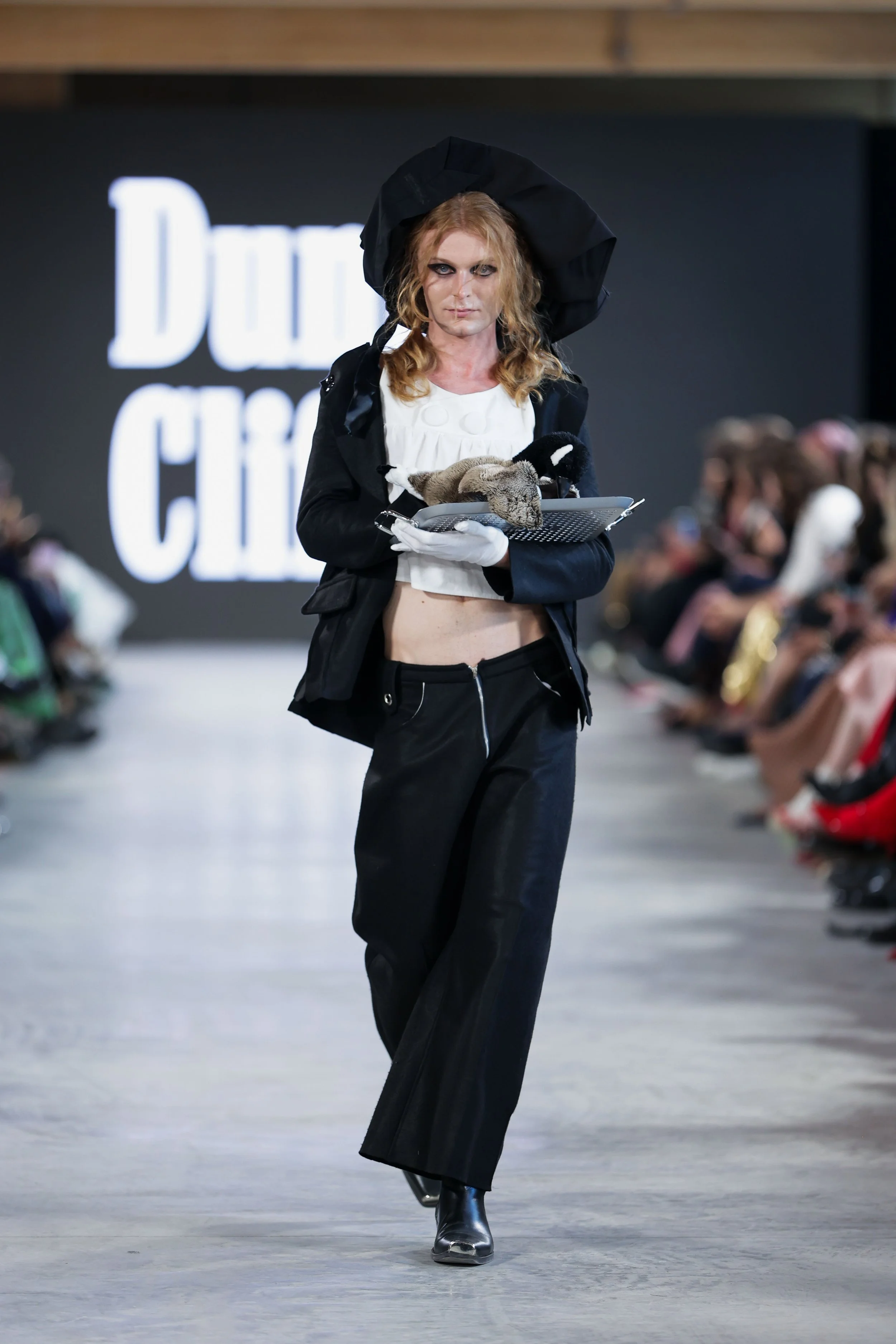 33_primary_DunneCliff_look15_day3_@cosplay_@devansakaria.jpg