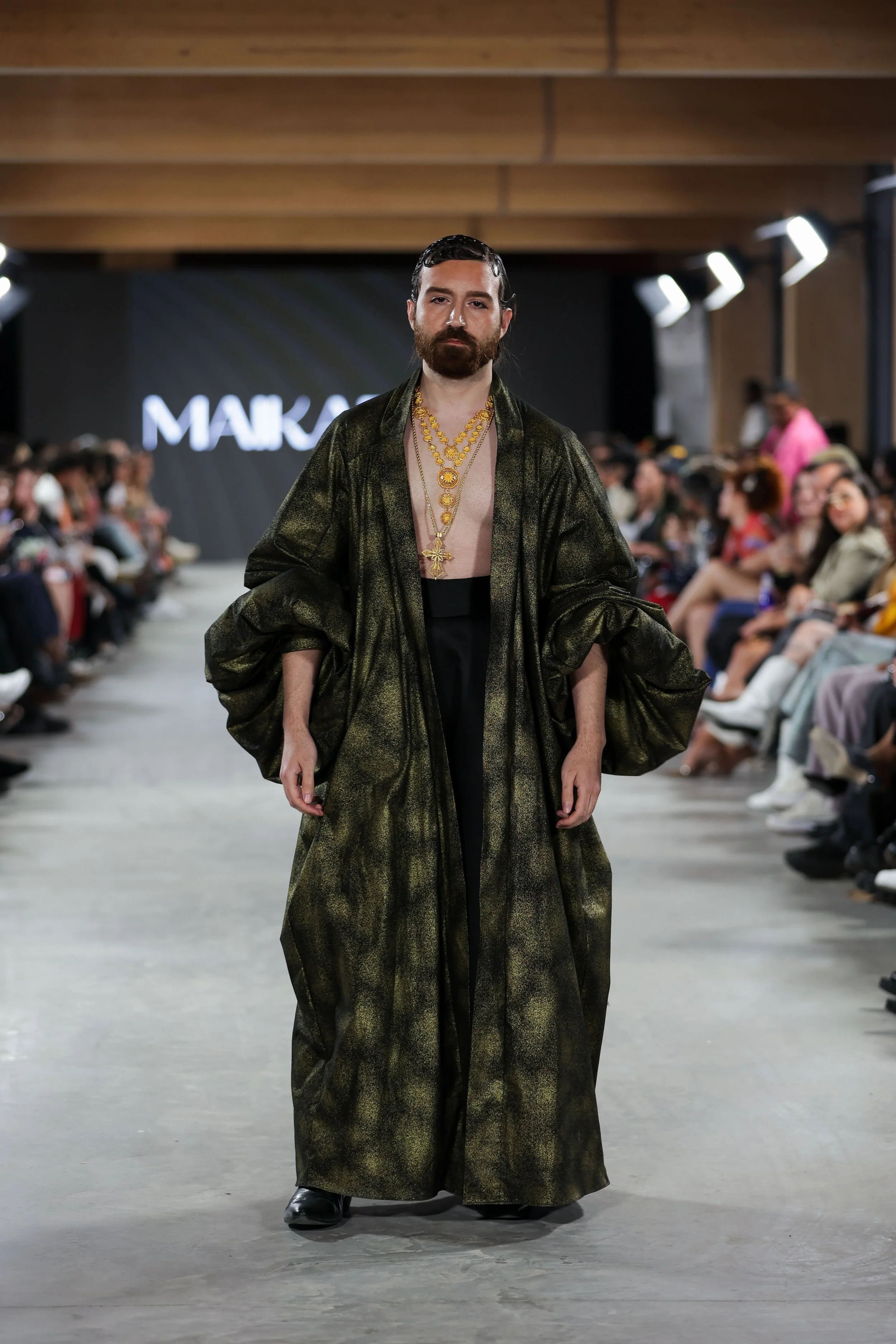 16_primary_Maikaelo_look6_day4_@cosplay_@devansakaria.jpg