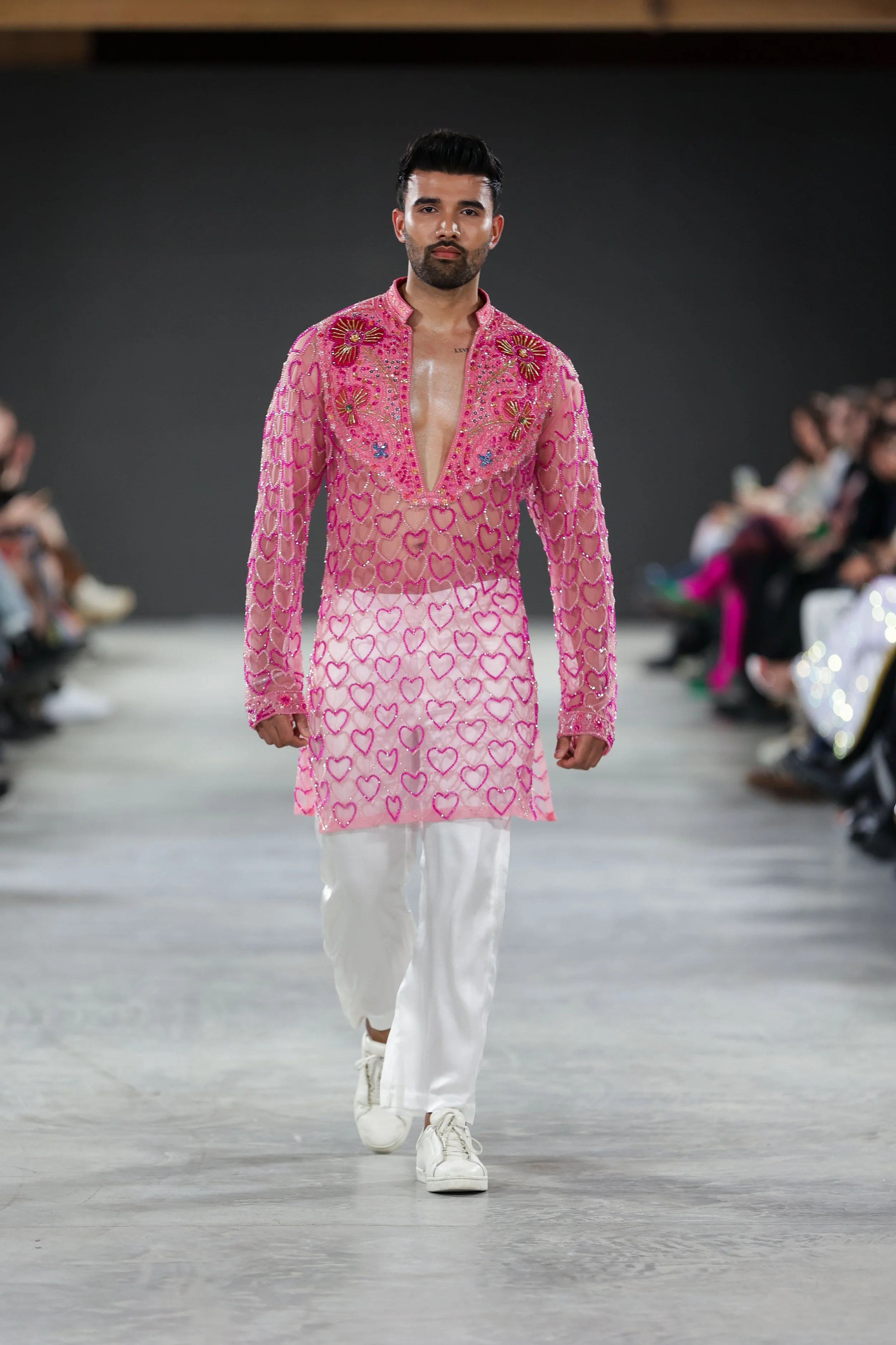 20_primary_AliHaiderCouture_look9_day4_@cosplay_@devansakaria.jpg