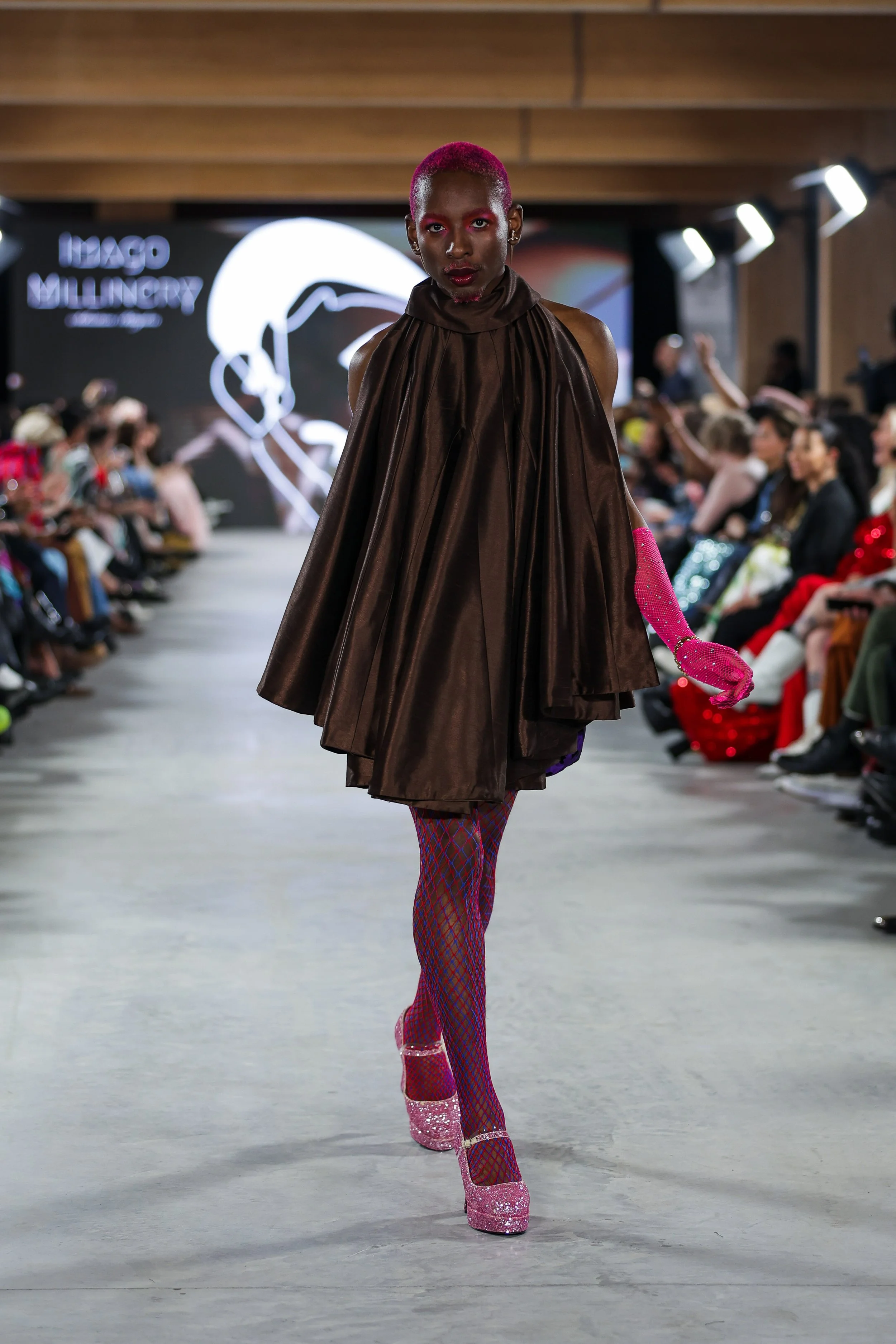 13primary_L'UomoStrano_look4_day1_@cosplay_@devansakaria.jpg