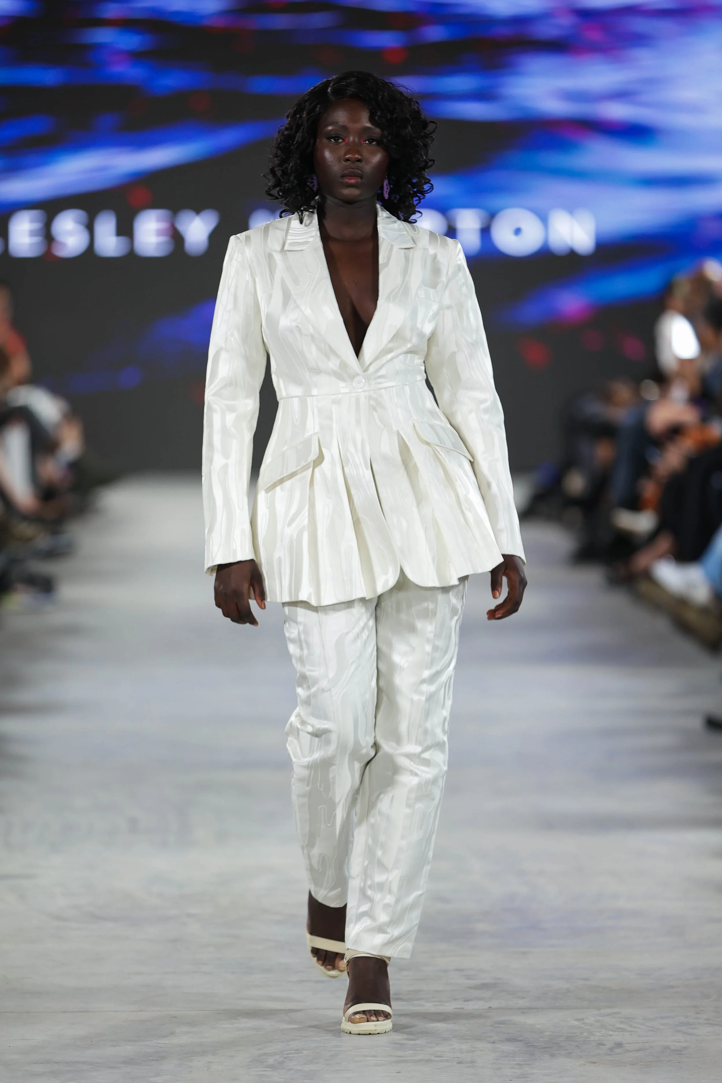 27 primary_Lesley Hampton_Look 11_Day1_@cosplay_@devansakaria .jpg