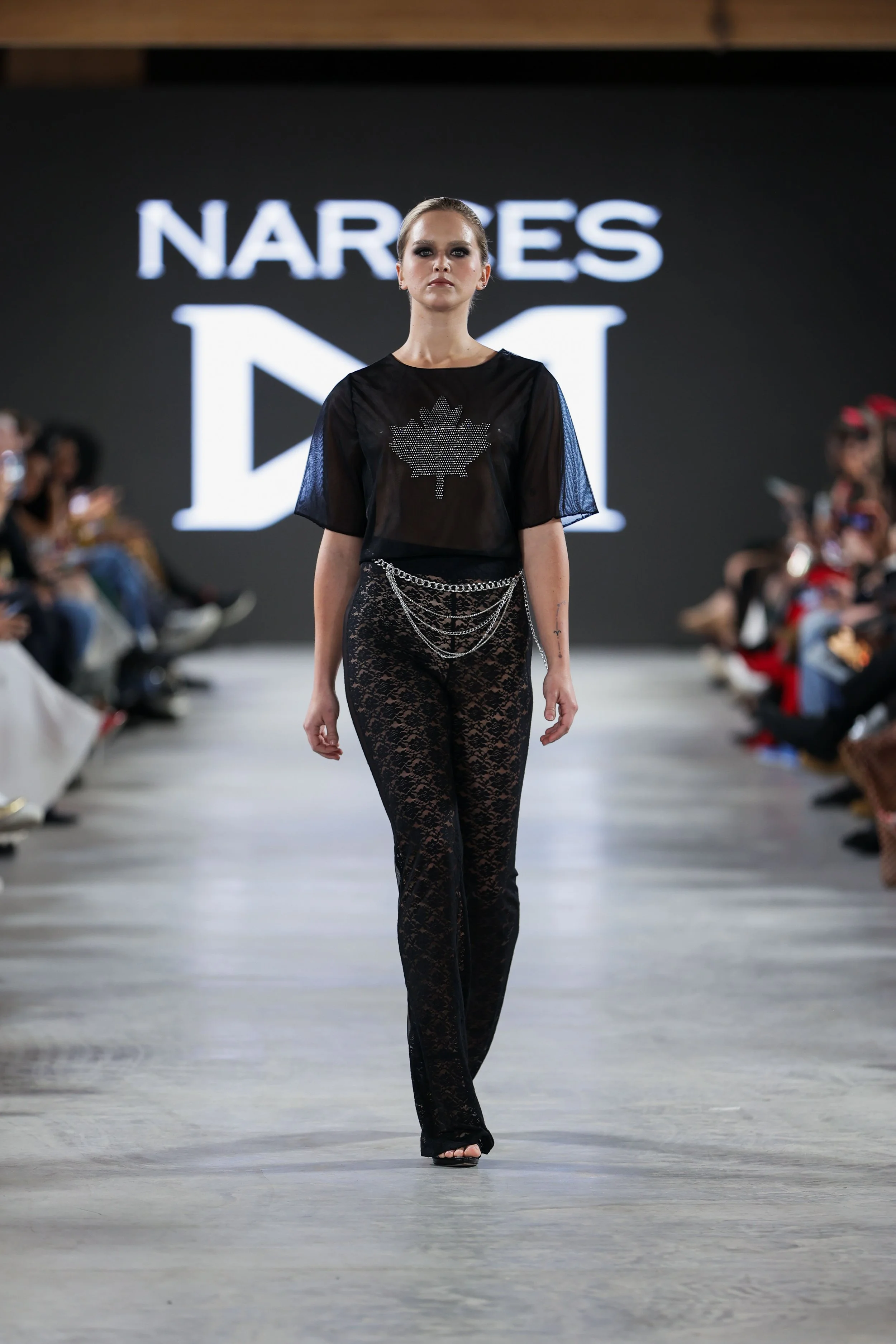 24_primary_Narces_look10_day3_@cosplay_@devansakaria.jpg