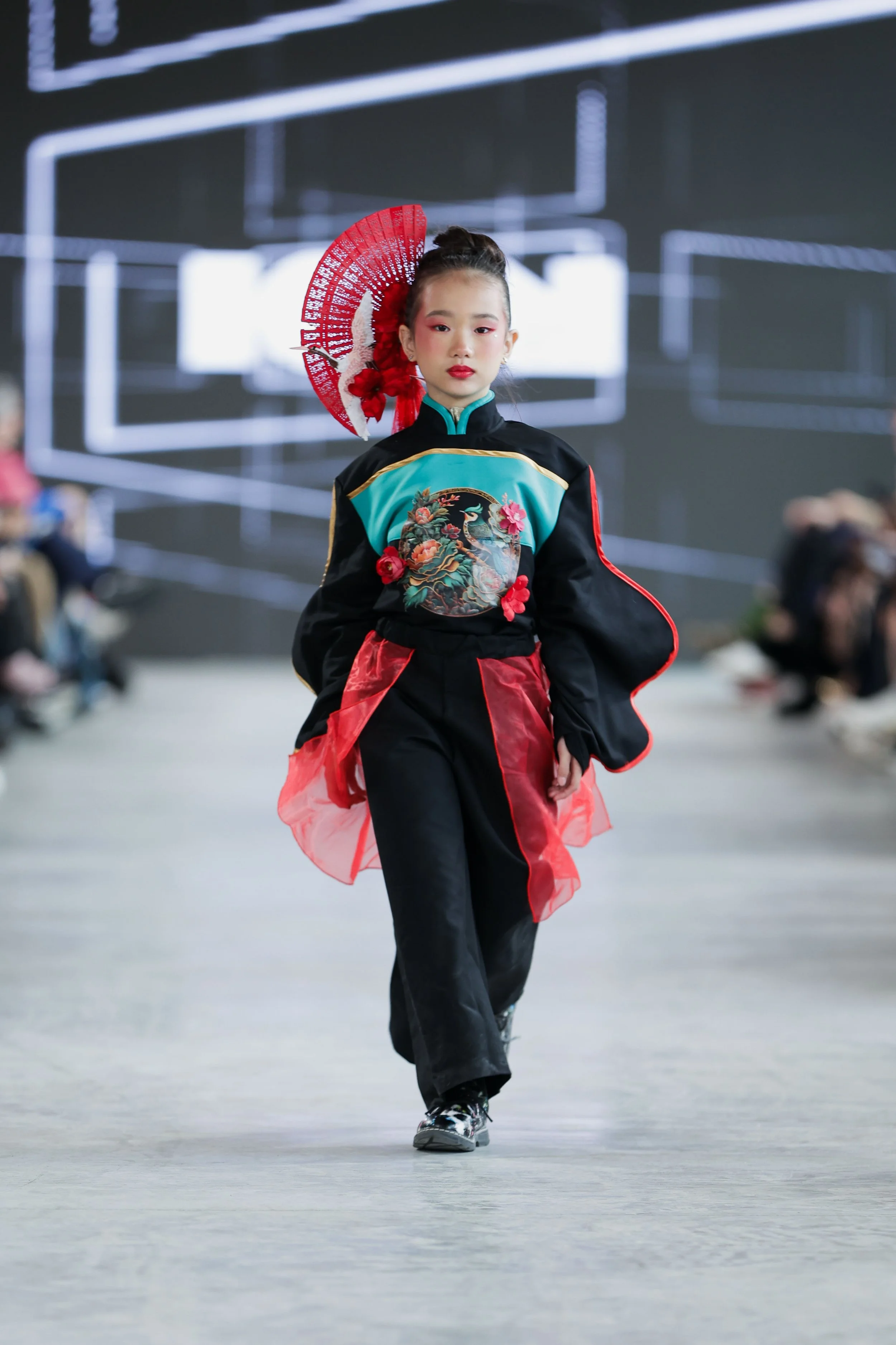 11_primary_GlobalKidsIcon_look4_day4_@cosplay_@devansakaria.jpg