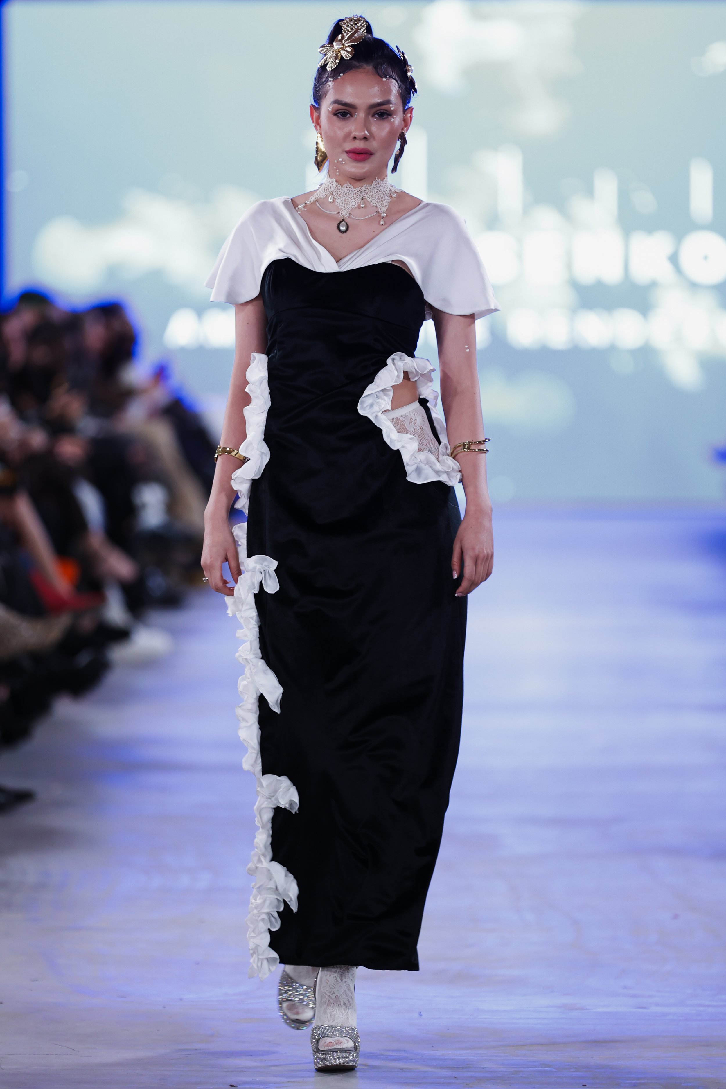 Stitsenko Look 8