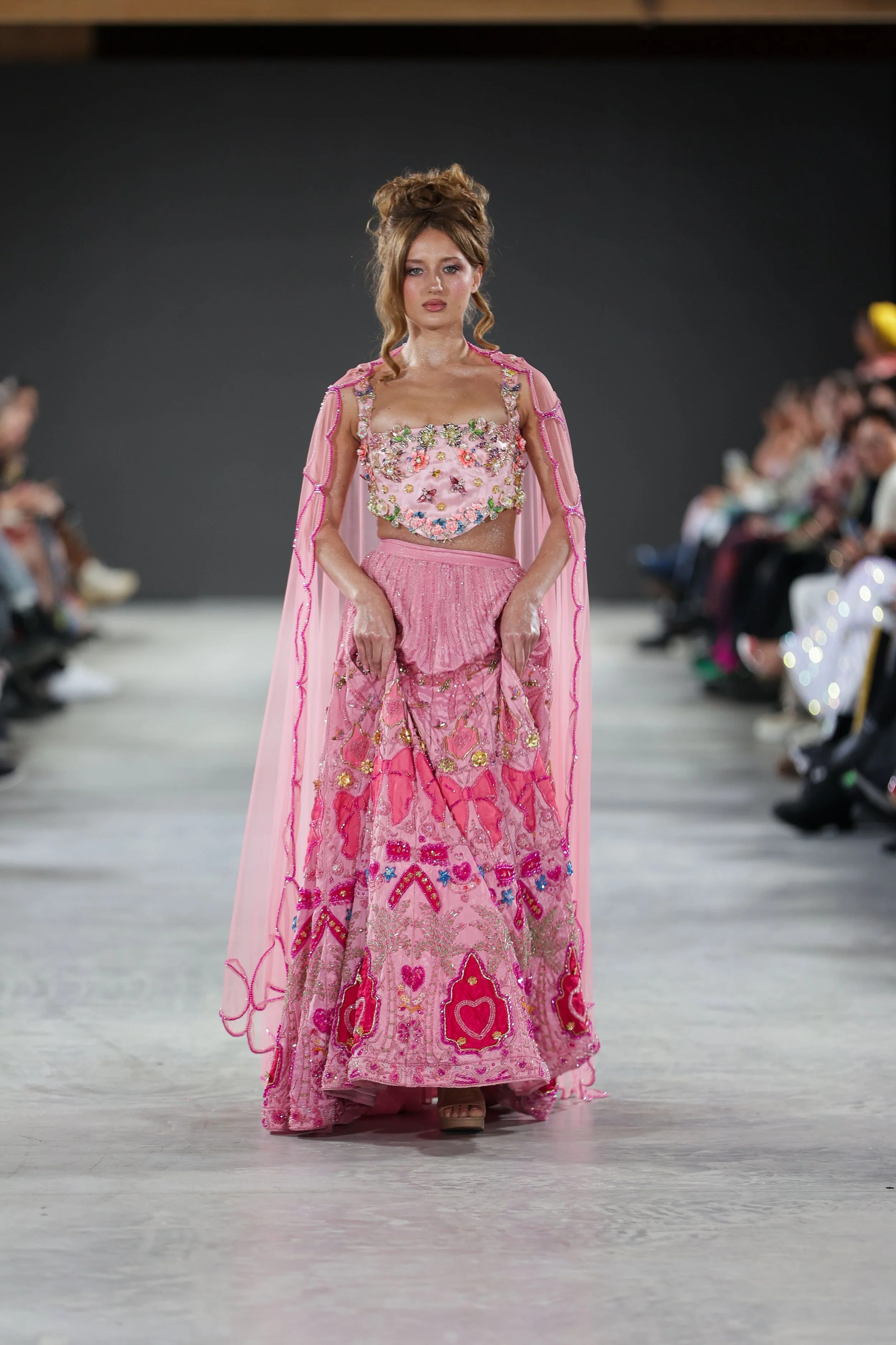 23_primary_AliHaiderCouture_look10_day4_@cosplay_@devansakaria.jpg