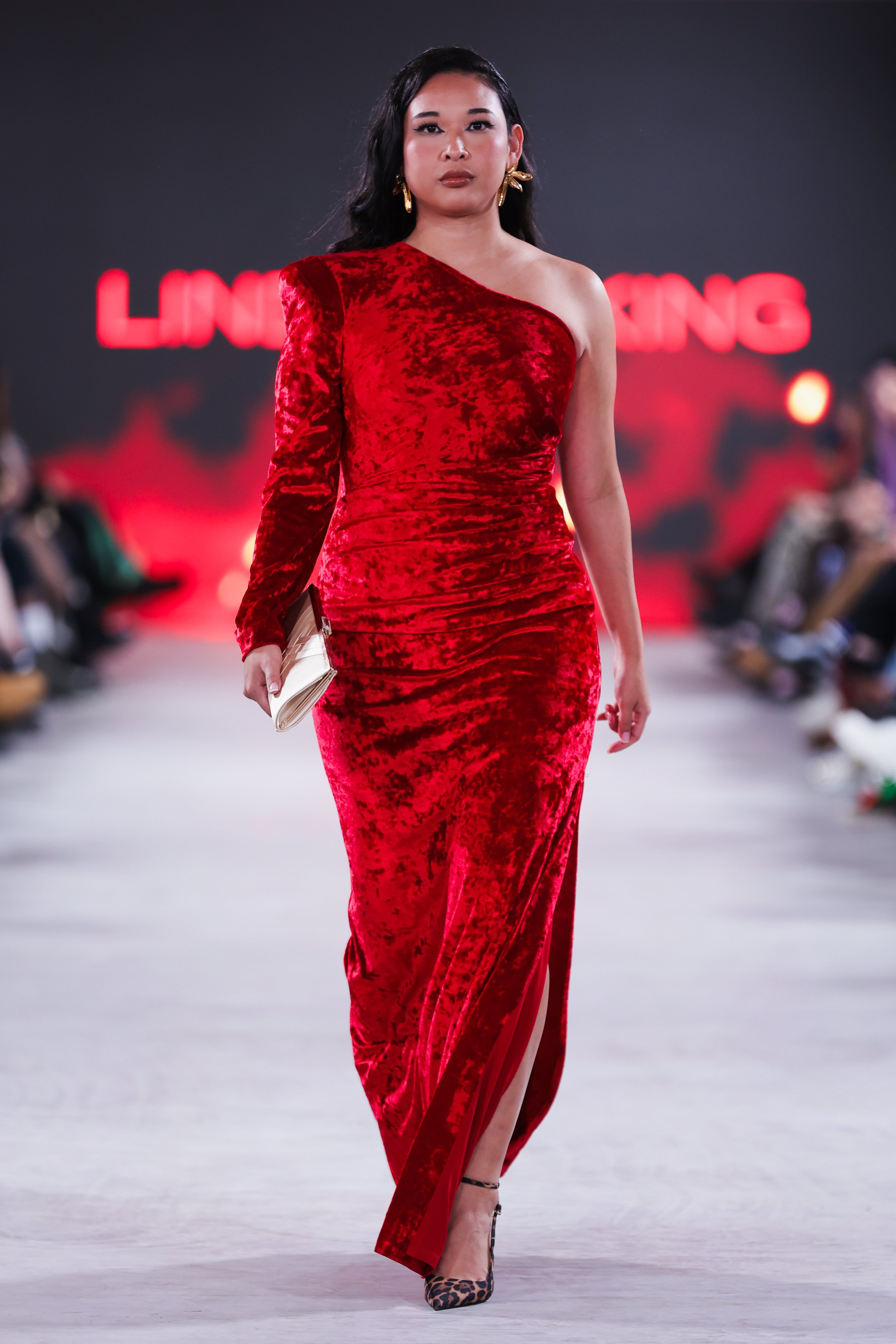 Look 10, Model Jessica McKenzie