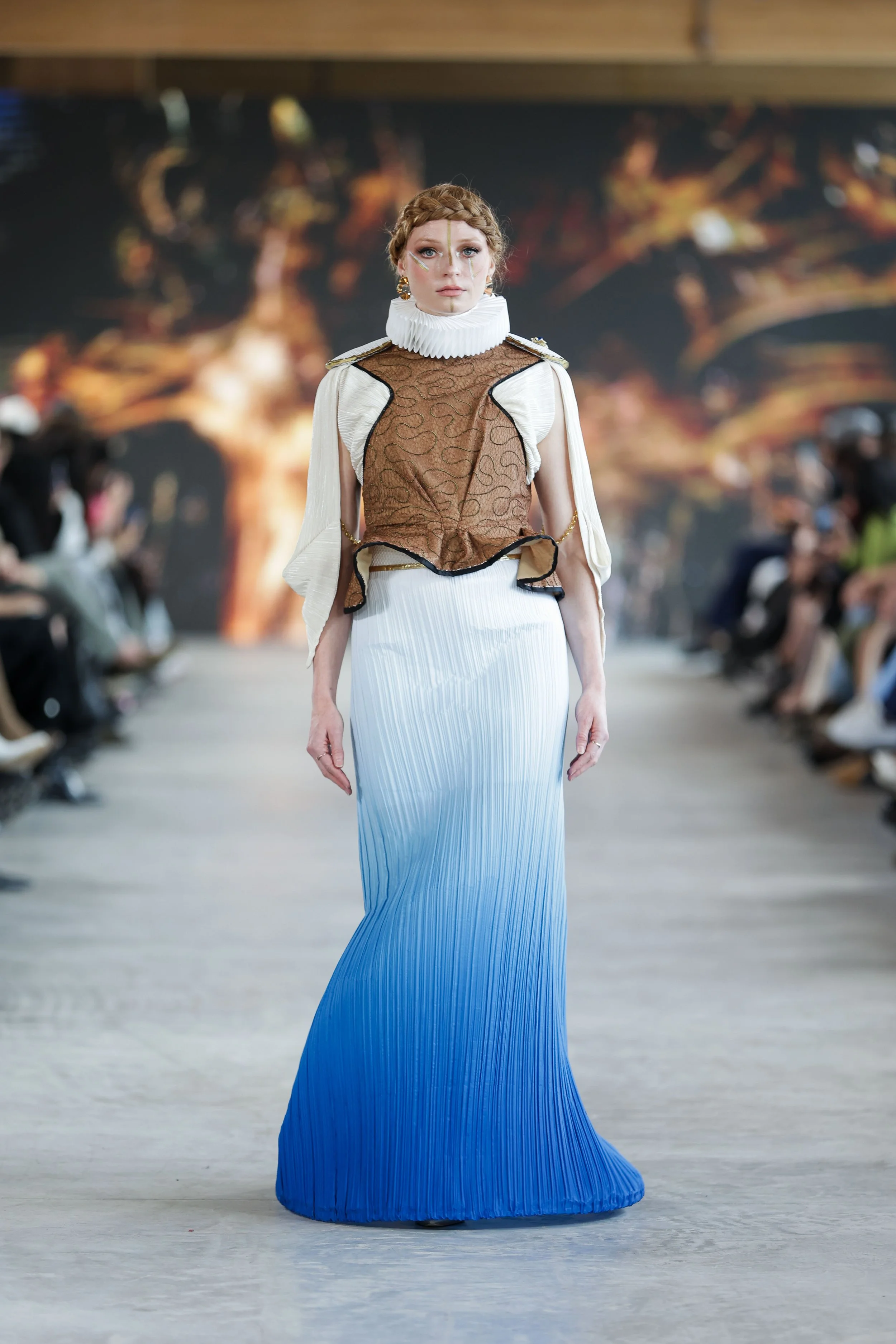13_primary_TheCloakCollective_look5_day4_@cosplay_@devansakaria.jpg