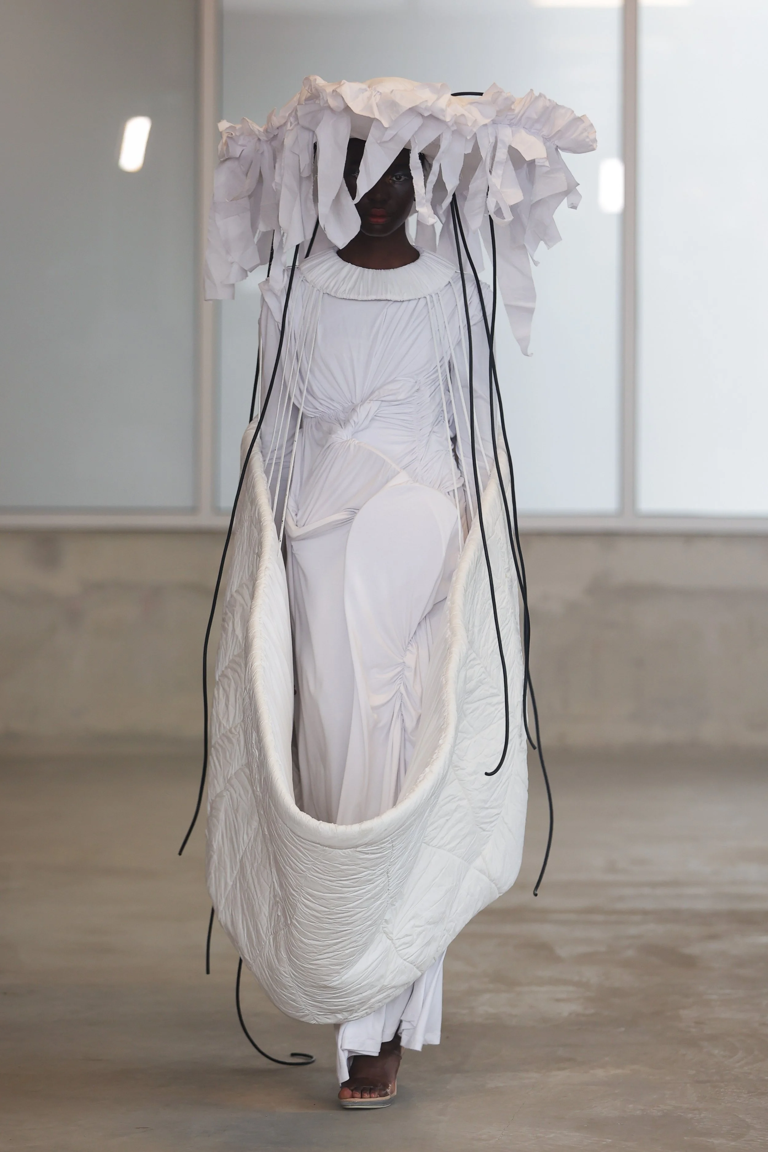 22Primary_HAVEN LIU_Look 9_Day1_@cosplay_@devansakaria .JPG