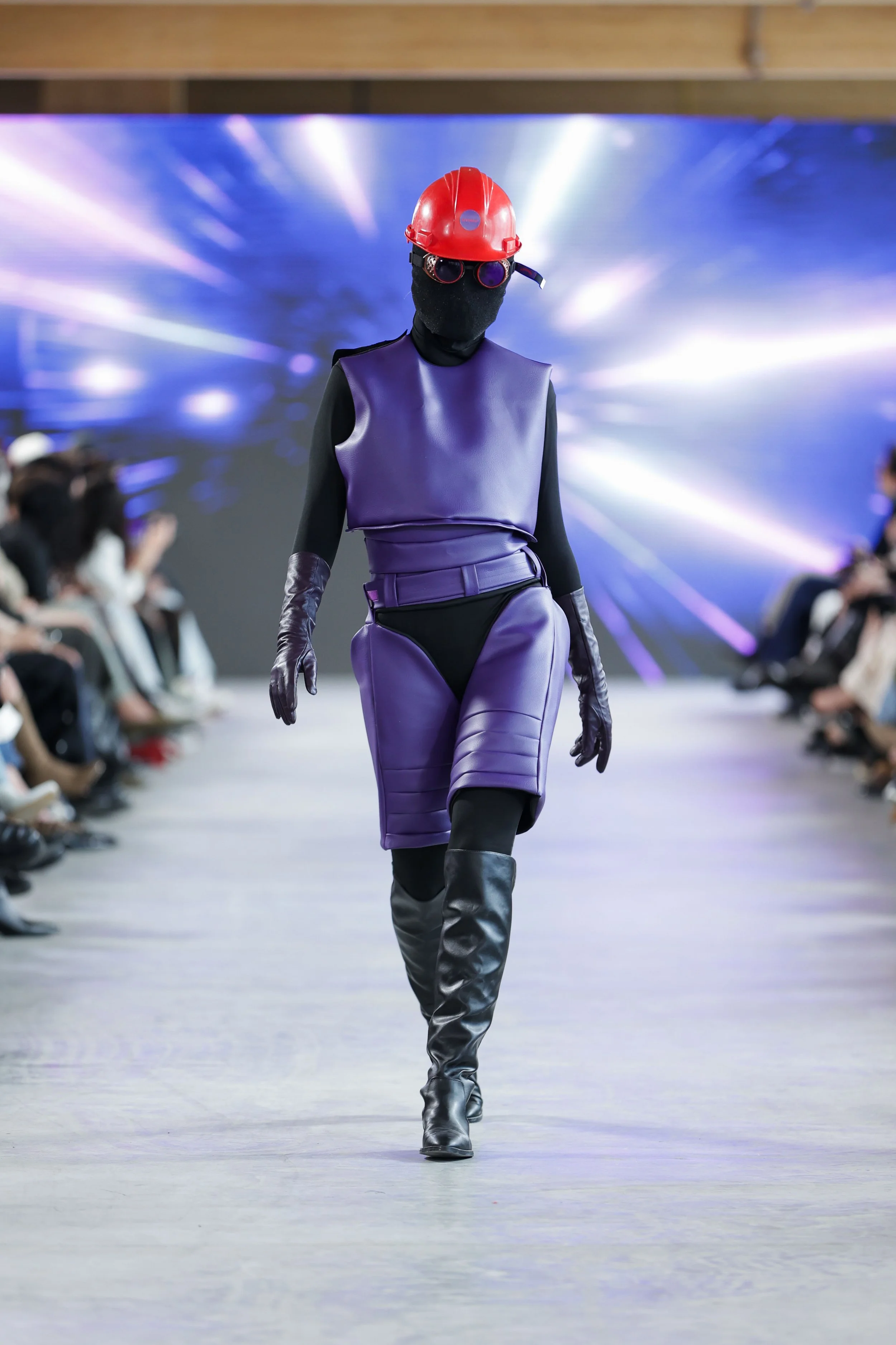 22_primary_Martianally_look9_day4_@cosplay_@devansakaria.jpg