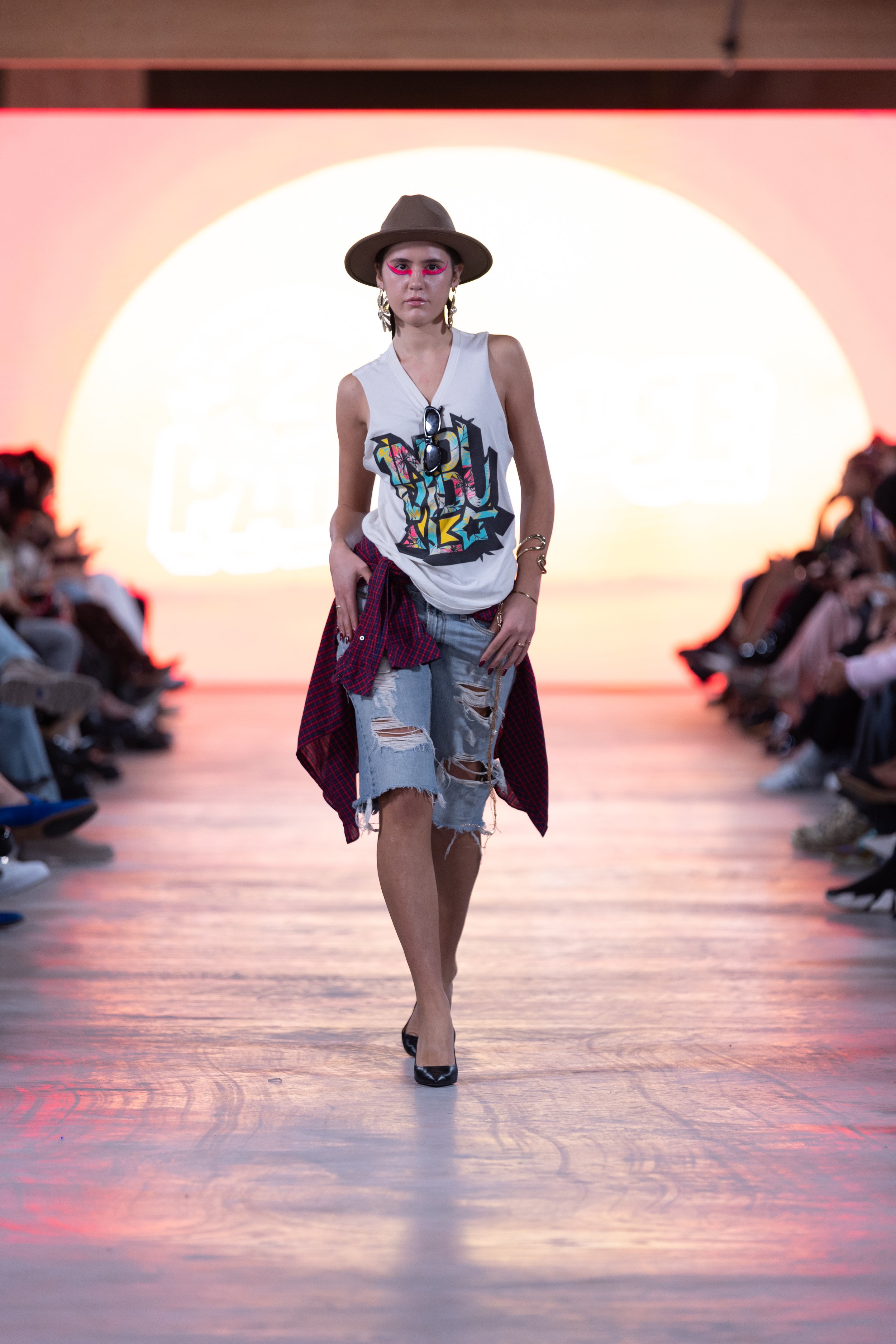 1ndividual Aesthetic Look 4