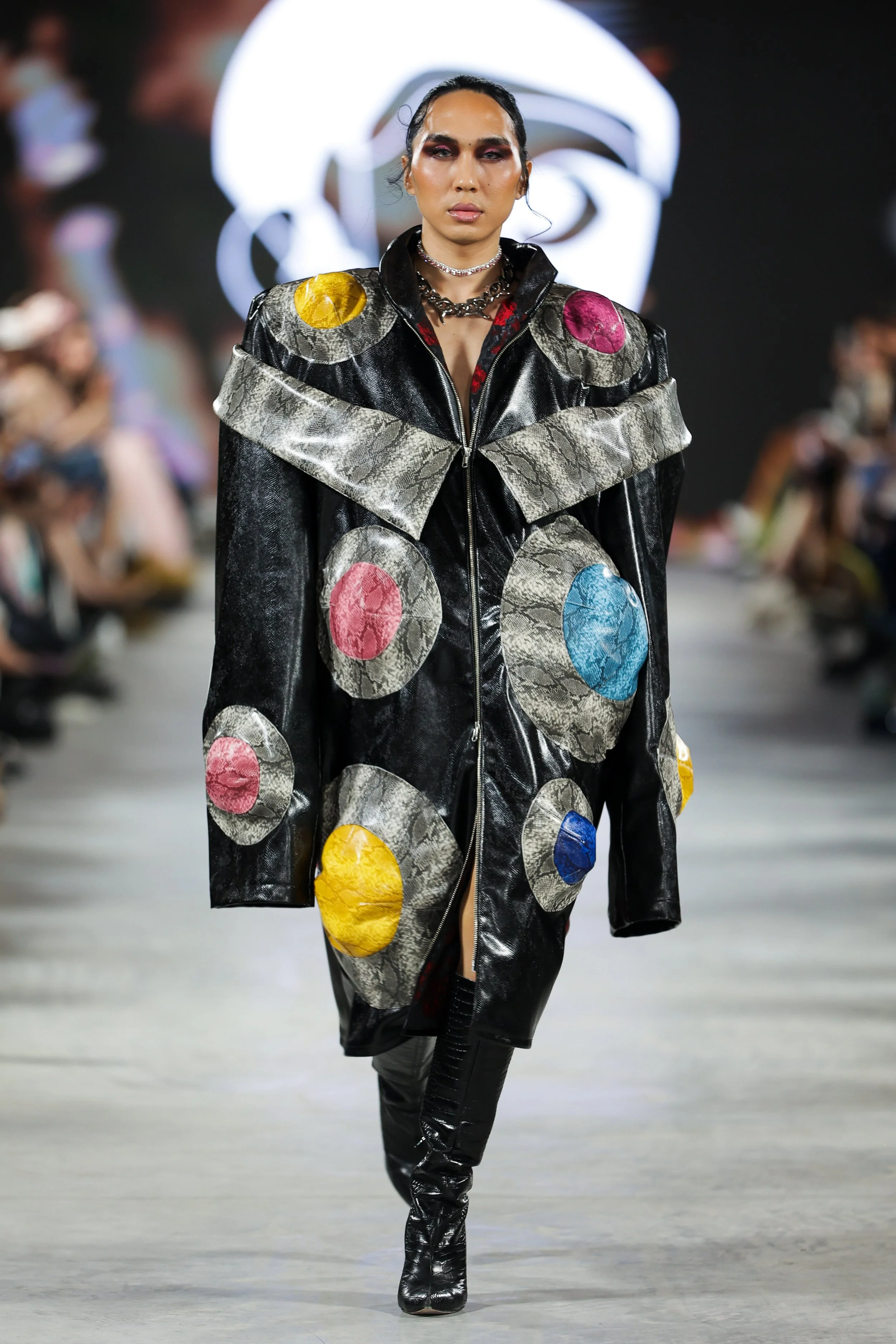 81primary_L'UomoStrano_look26_day1_@cosplay_@devansakaria.jpg