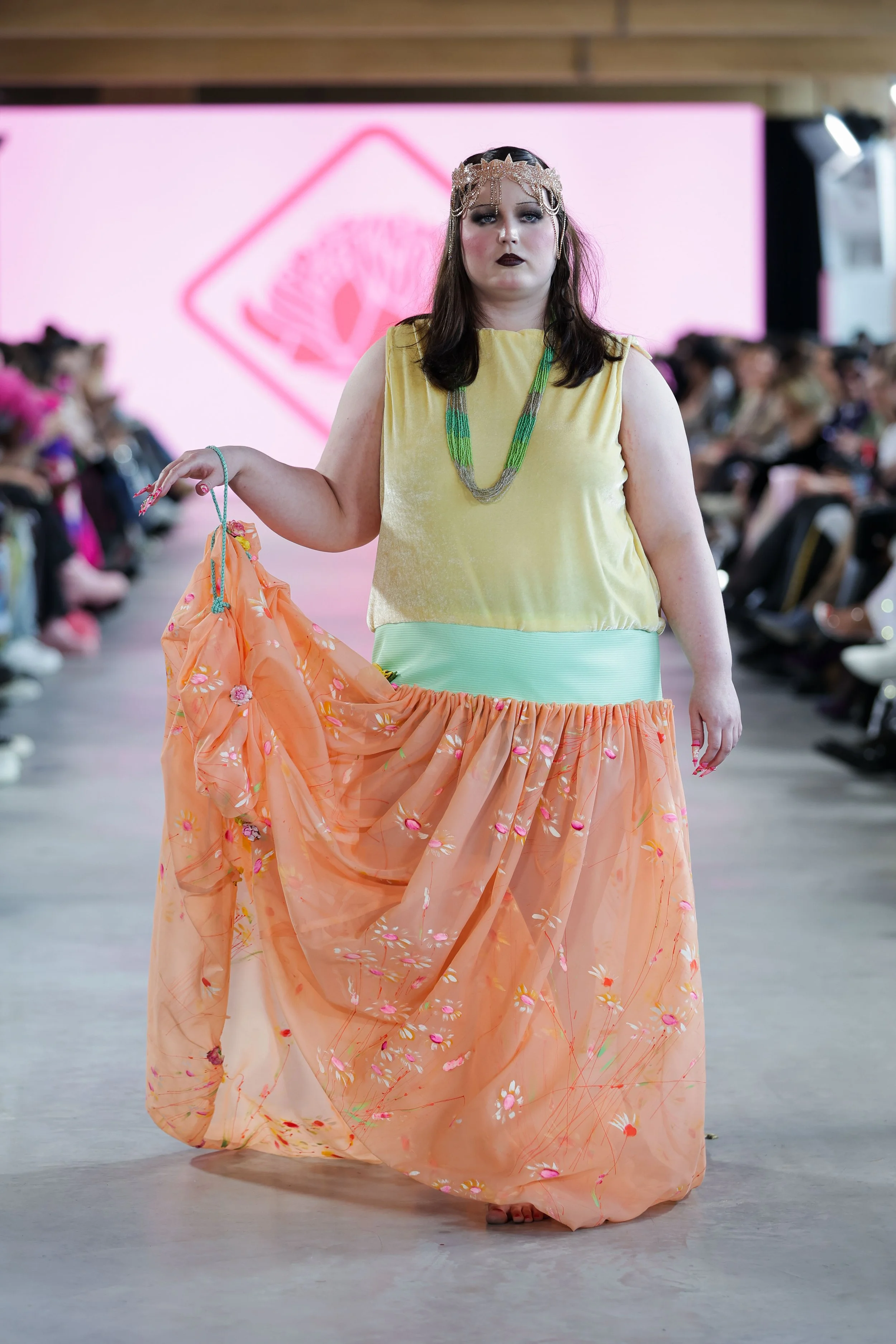 22_primary_WarathAvenue_look8_day4_@cosplay_@devansakaria.jpg