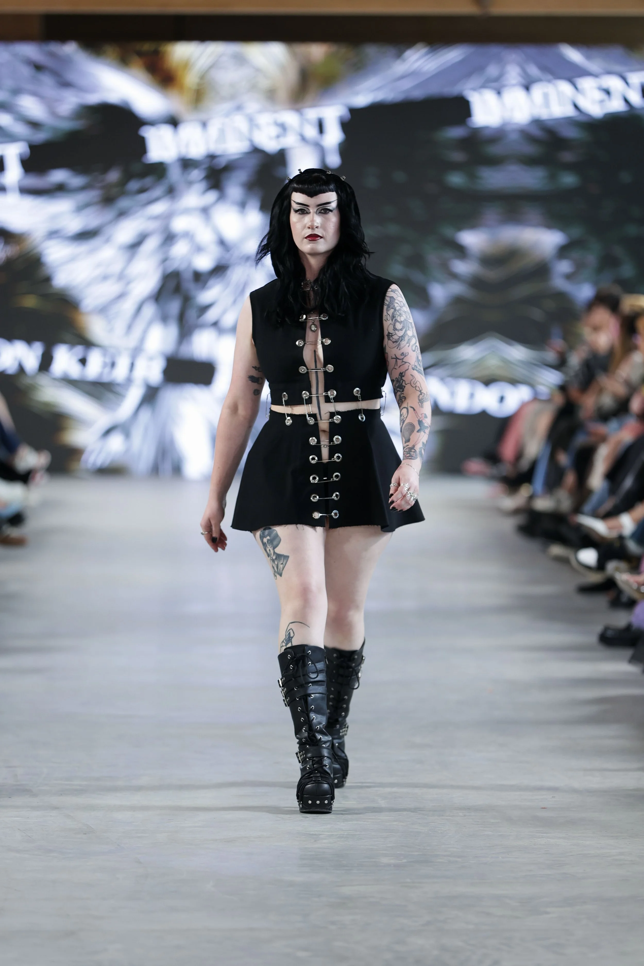 20_primary_BrandonKeir_look8_day4_@cosplay_@devansakaria.jpg