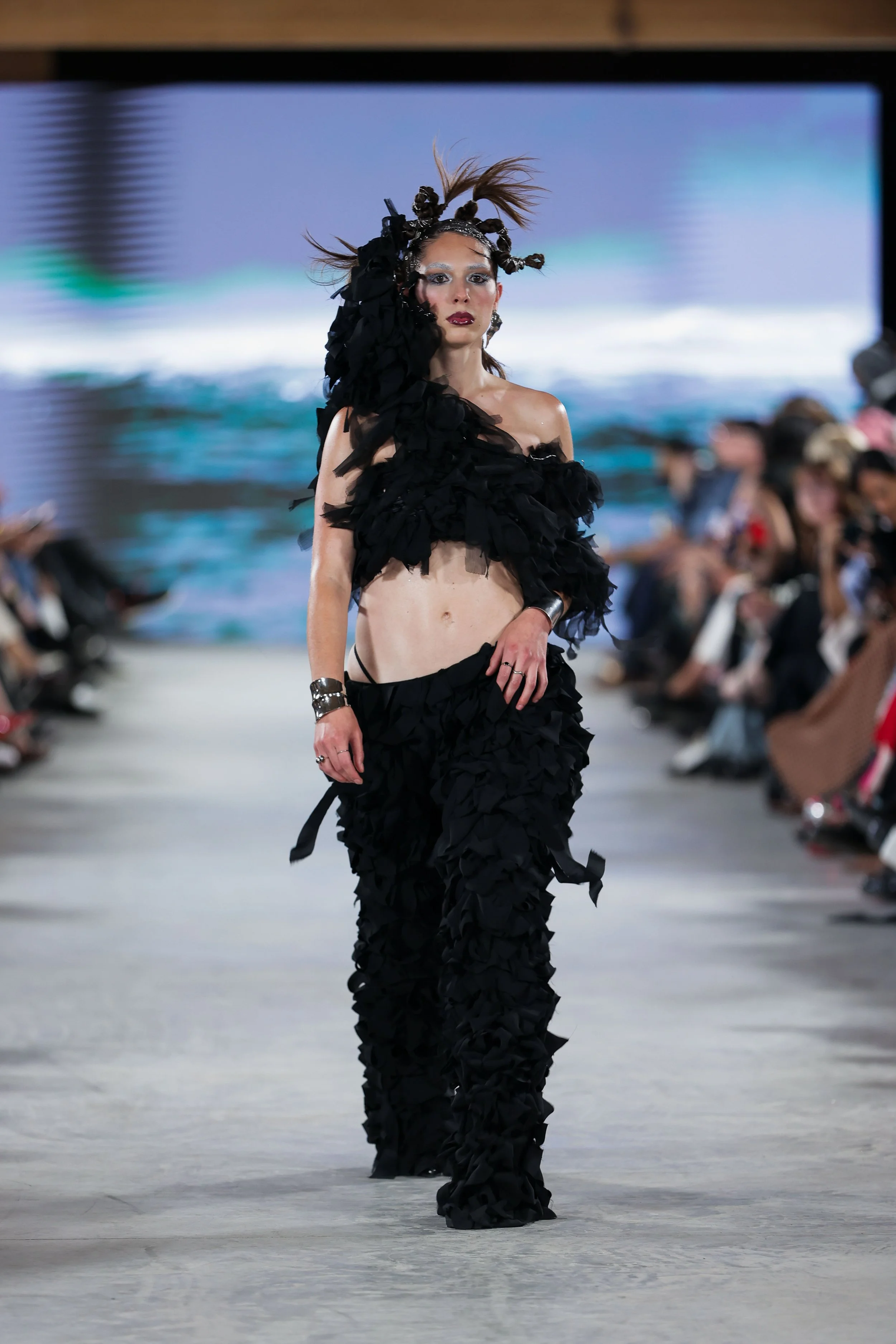 09_primary_Cetasia_look4_day3_@cosplay_@devansakaria.jpg