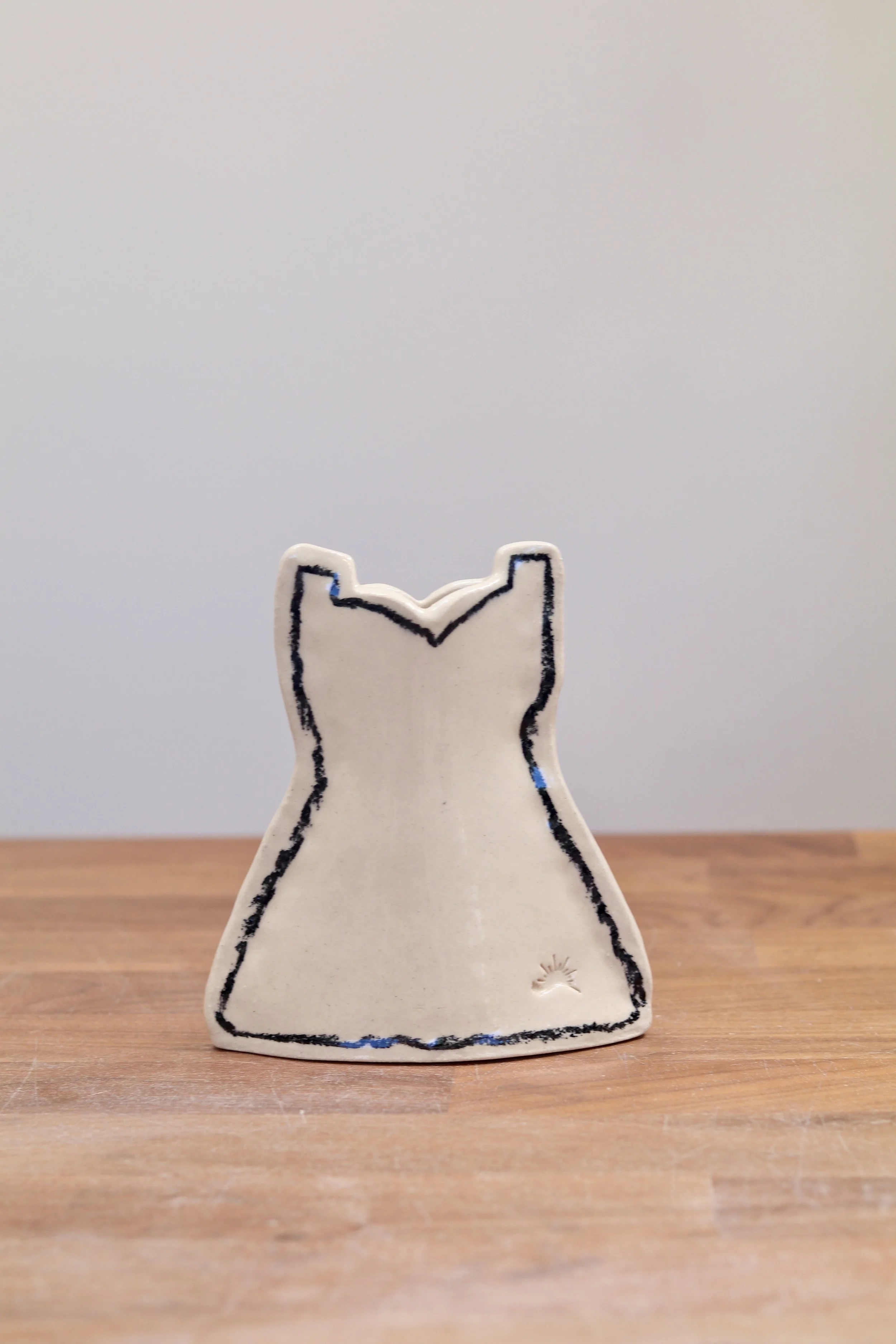 PRE-ORDER: Dress Pocket Vase | Black