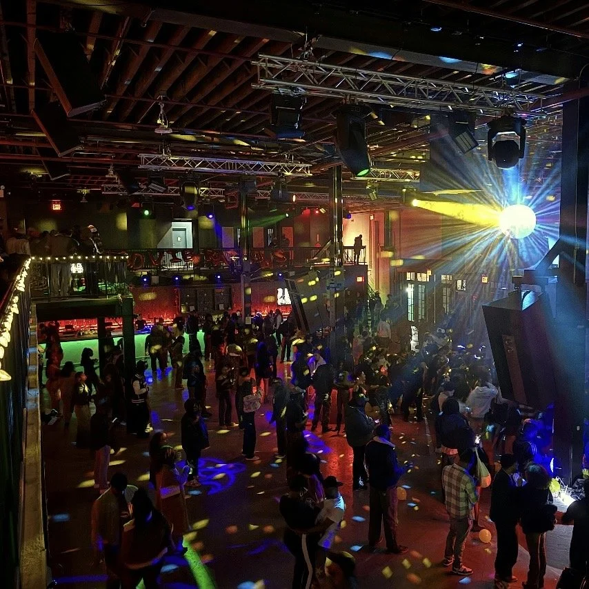 COMMUNITY CLUB THURSDAYS 