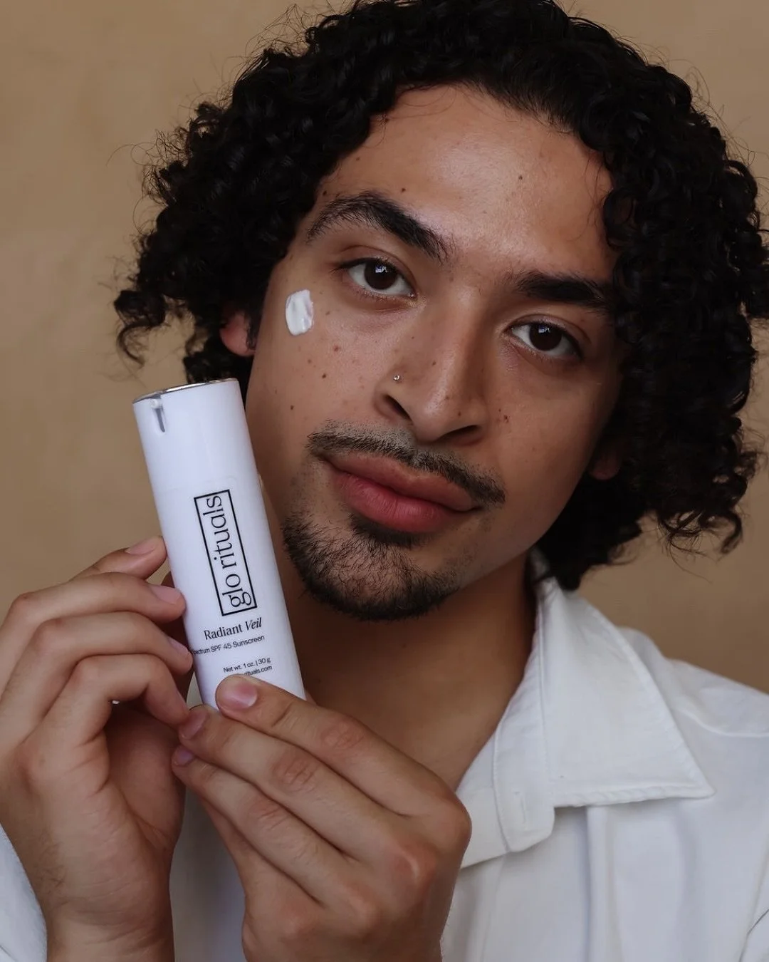 More than just sunscreen, Radiant Veil is a skin-repairing, glow-enhancing mineral SPF designed to defend, heal, and hydrate all at once. This broad-spectrum SPF 45 shields your skin from harmful UVA/UVB rays and environmental stressors while leaving