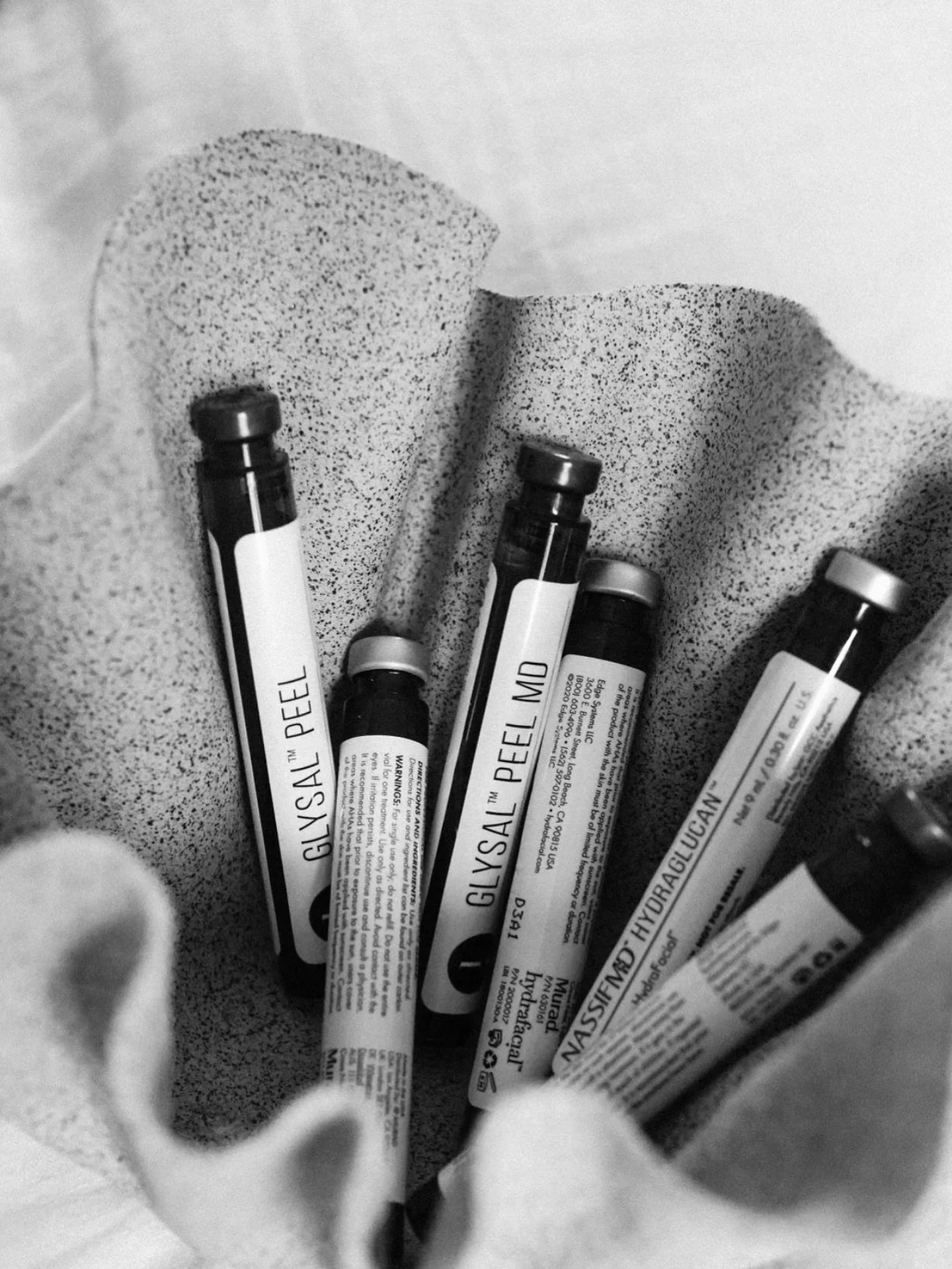 Meet the ✨Glysal Peel✨ the glow-getter inside your Hydrafacial! 

This powerful blend of glycolic + salicylic acid works to gently exfoliate, clear congestion, and boost that glass-skin radiance we all love.

One of the best parts about a Hydrafacial