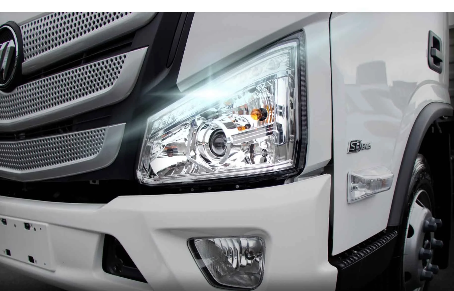 BJ1078-88 DRL Lights.jpg