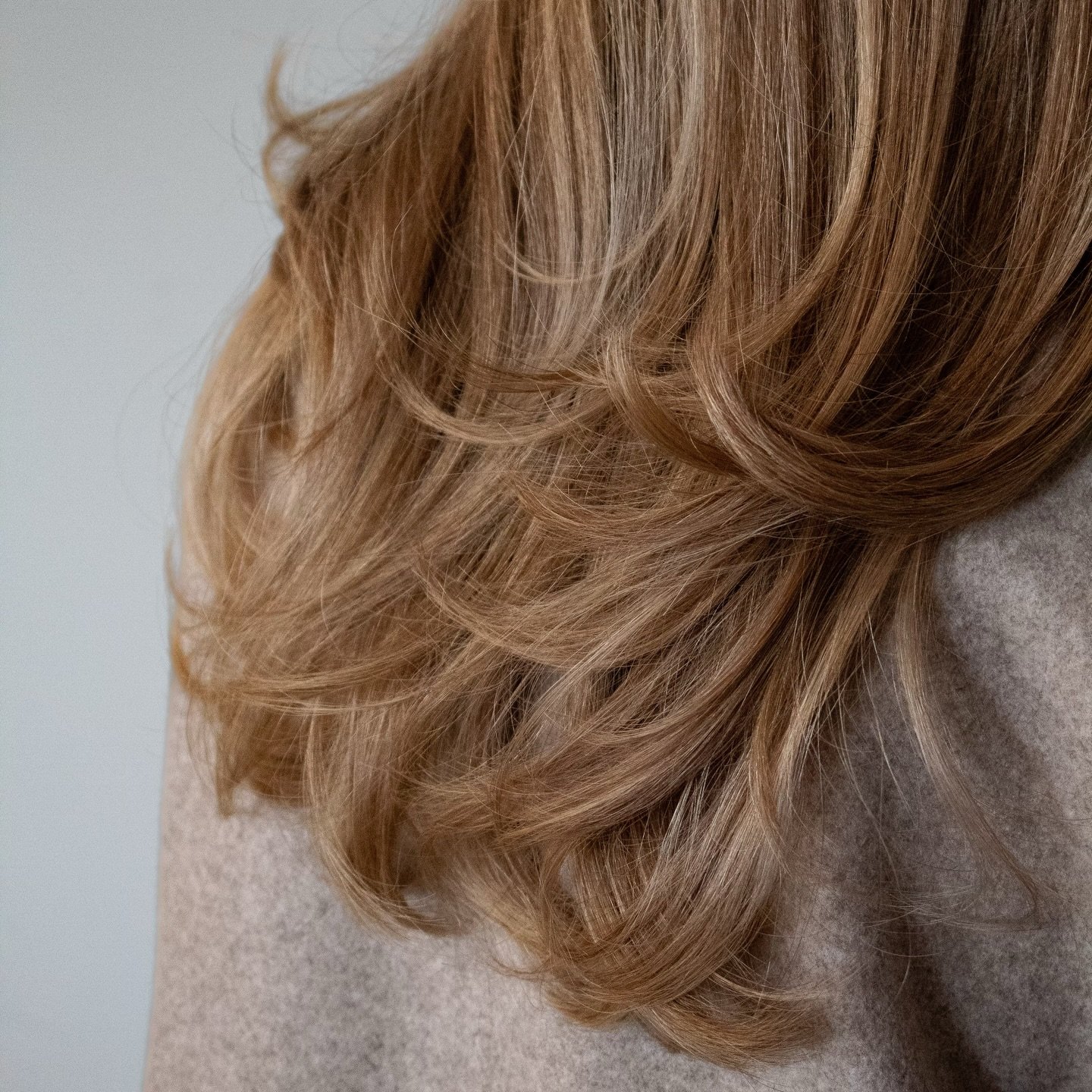 THE DETAILS

It&rsquo;s always those final touches in the cut and styling that truly elevate the finished look.

That&rsquo;s why the details are so important at our salon. It&rsquo;s what has our clients feeling both beautiful and empowered as they 