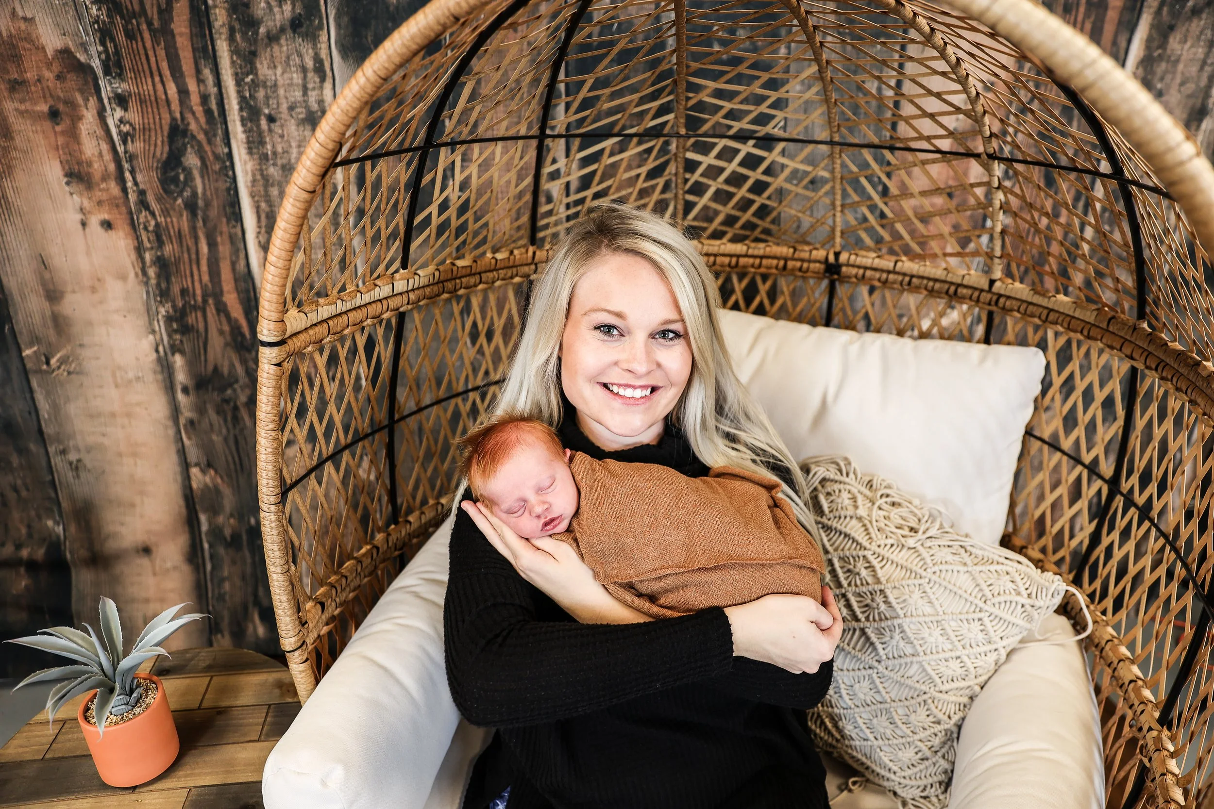 south-dakota-newborn-photographer (1).jpg