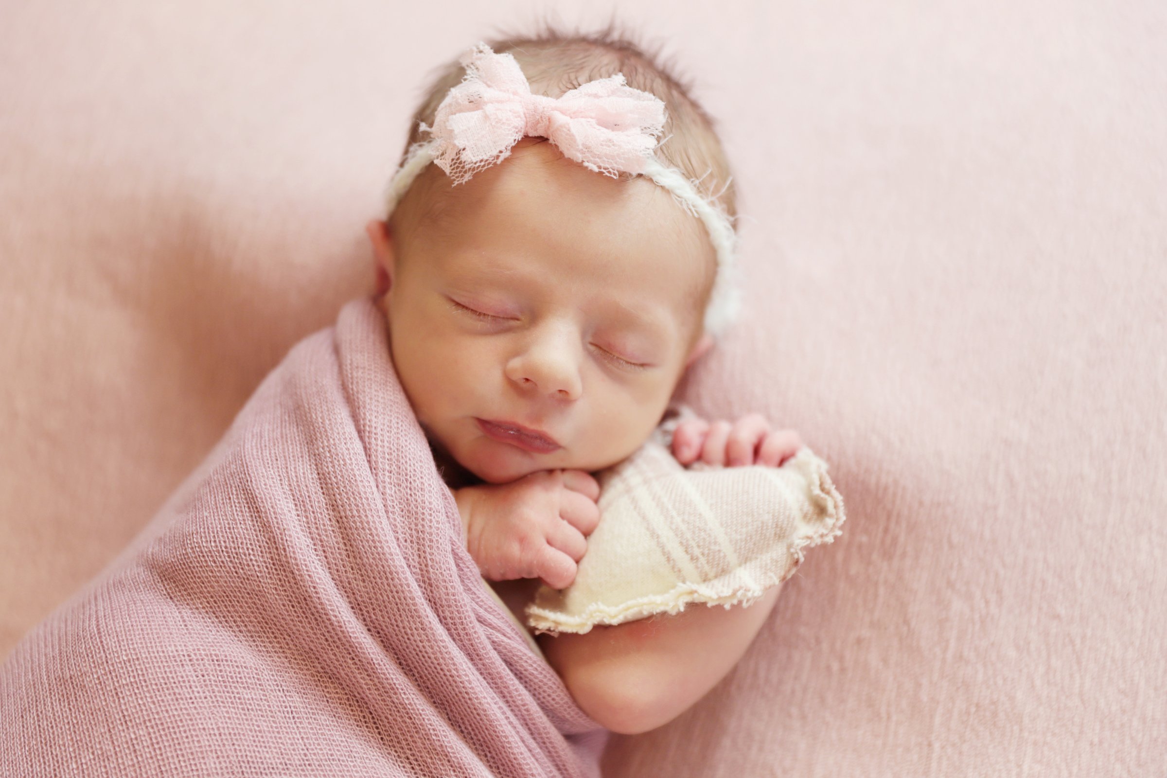 south-dakota-newborn-photographer (19).JPG