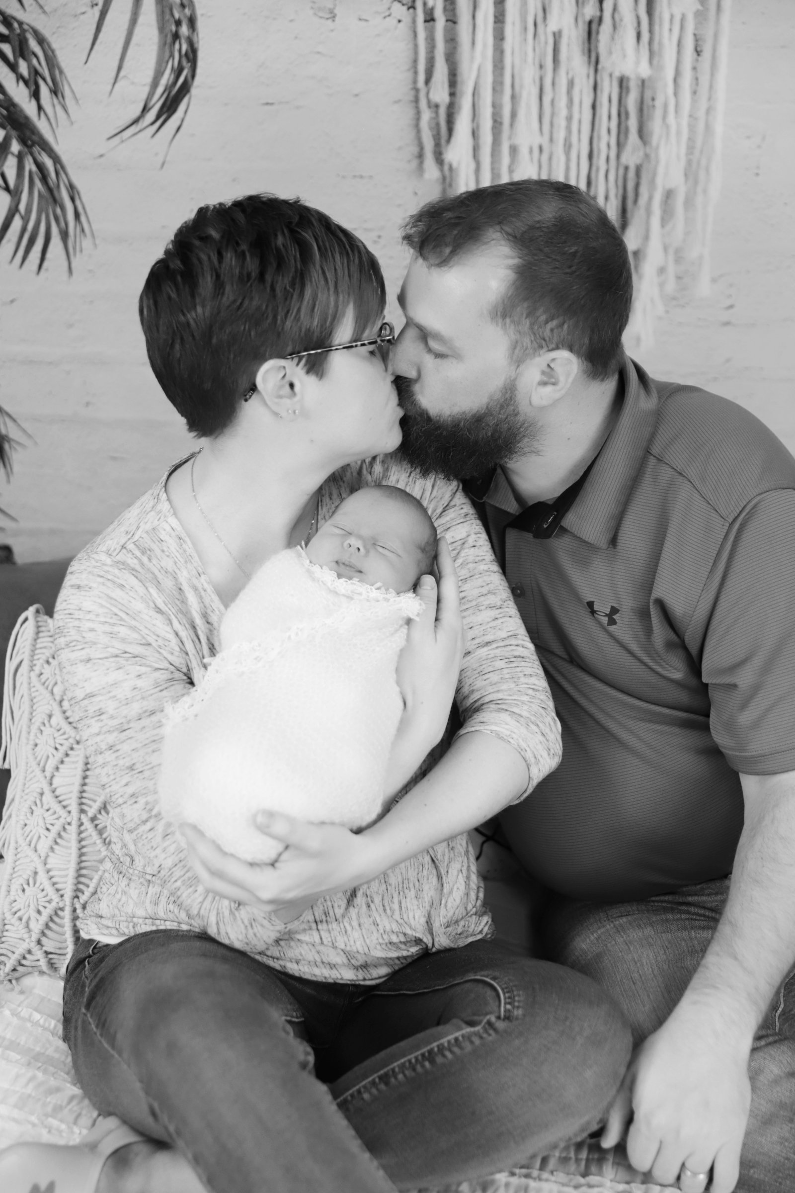 south-dakota-newborn-photographer (8).jpg