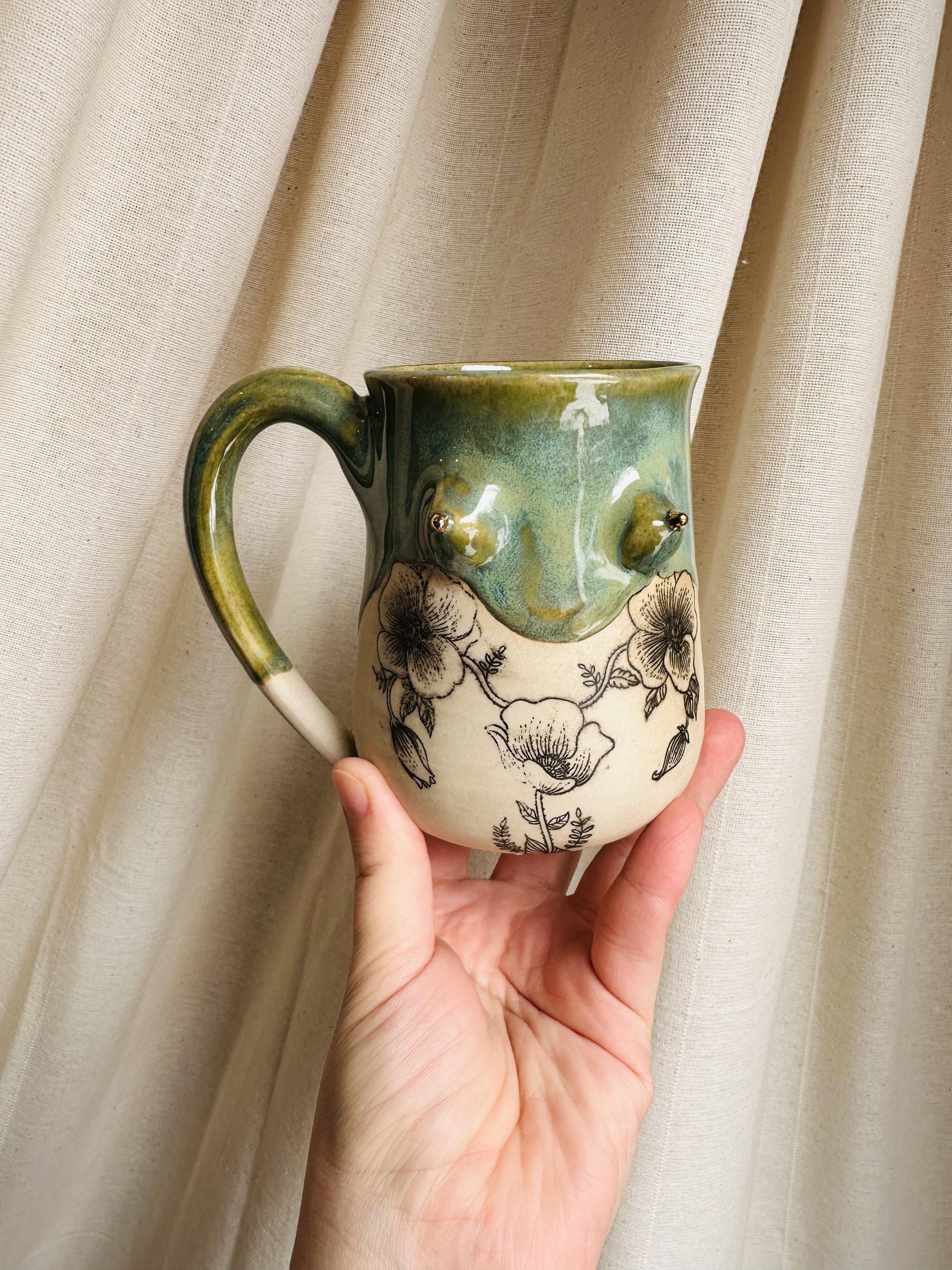 Goddess Floral Womb - Moss