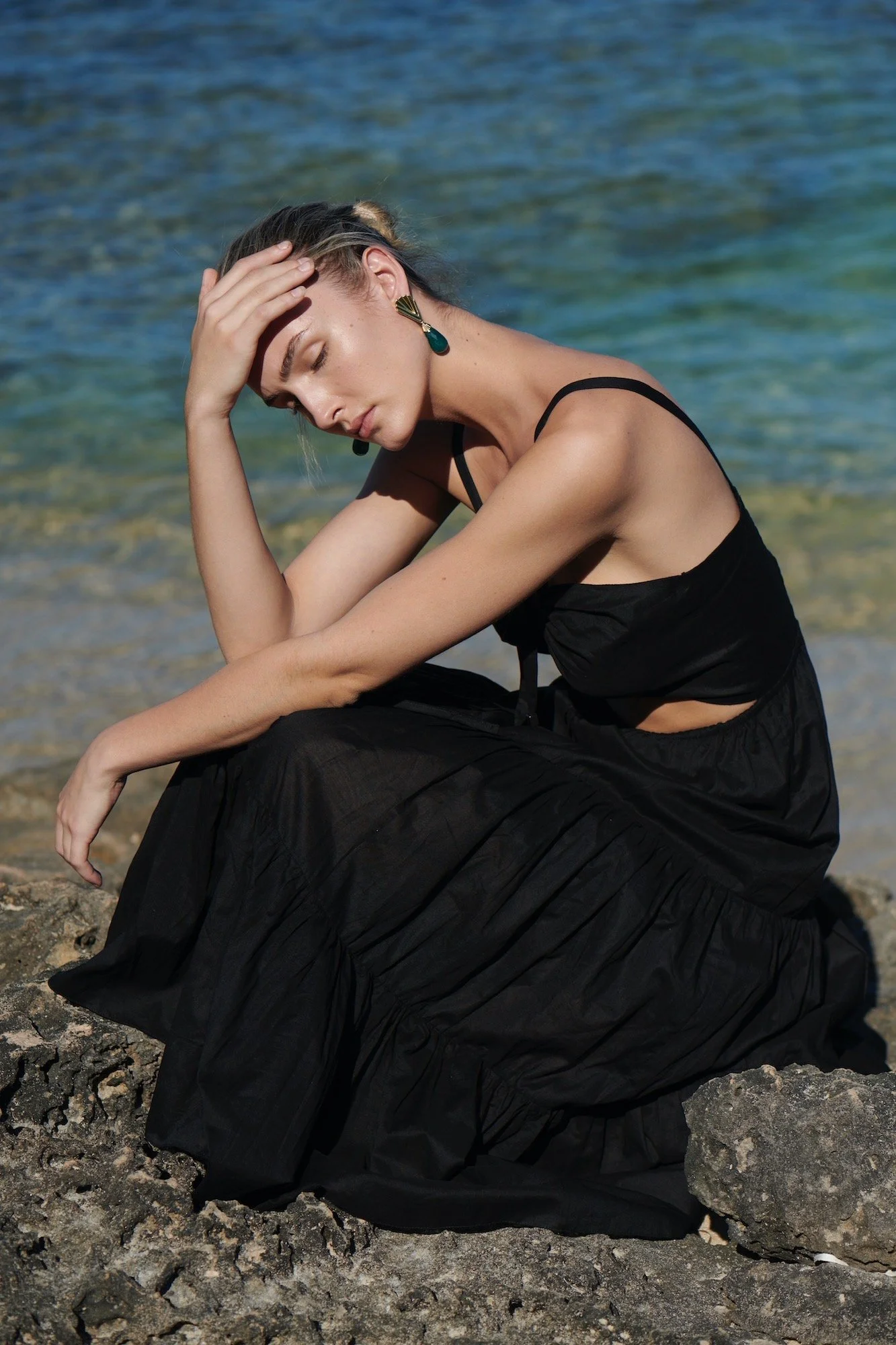 coastal beach shoot with fashion photographer stef king 