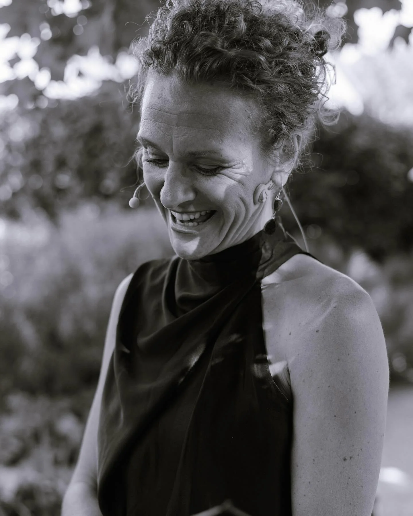 Always so grateful to the fab photographers that I&rsquo;m blessed to work with that capture me doing my thang! Without their generosity we celebrants wouldn&rsquo;t be able to share as much as we can. Thank you @allistudios for this black n white be