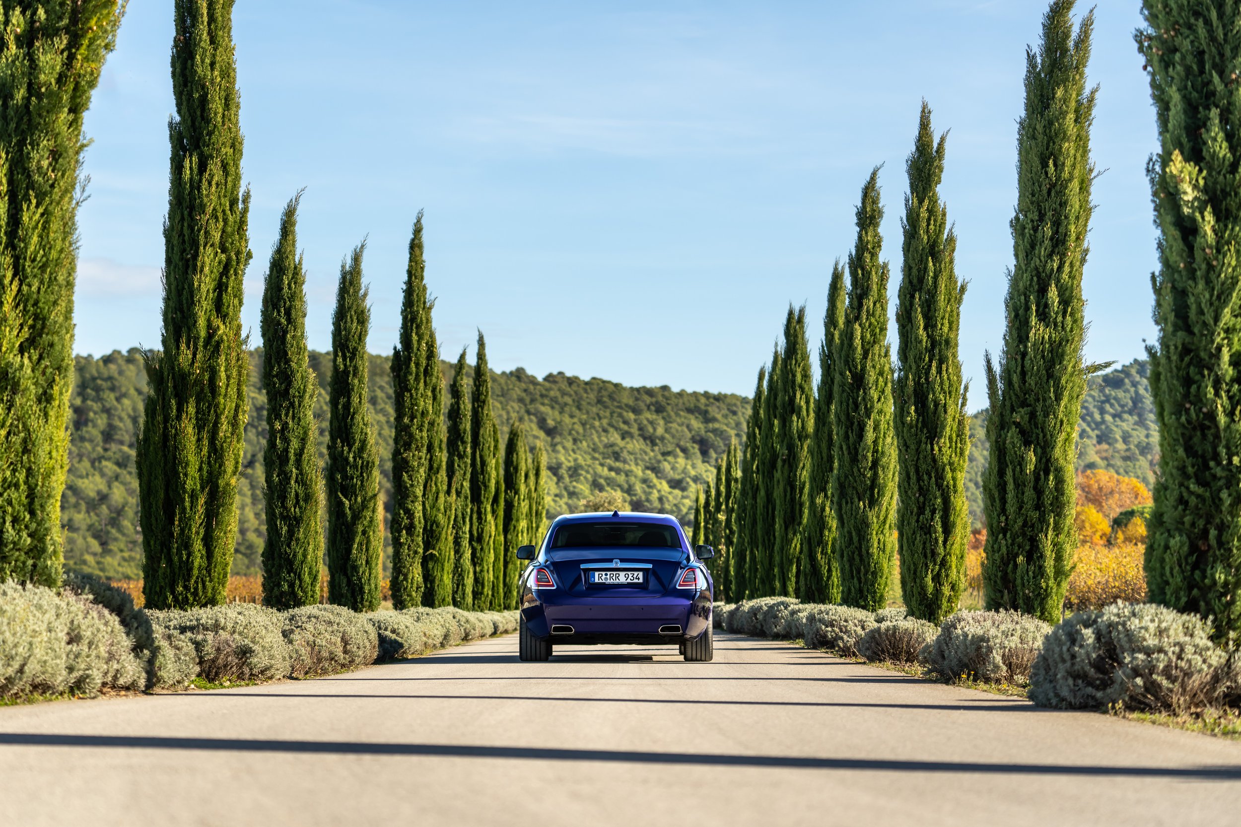 P90534992_highRes_rolls-royce-ghost-fi.jpeg