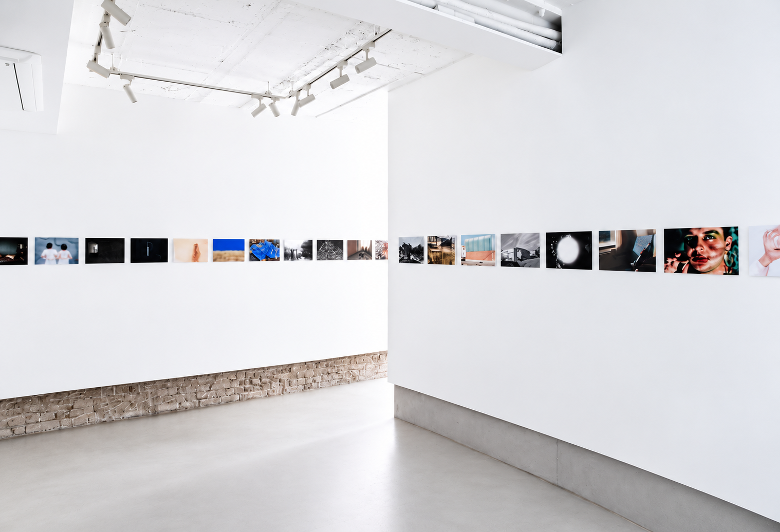 Installation view of 8 × 12 at FLOOR_, Seoul, 24 September–7 November 2022, showing the exhibition’s continuous display of works measuring 8 × 12 inches (20.3 × 30.5 cm), including Marie Birkedal’s work.