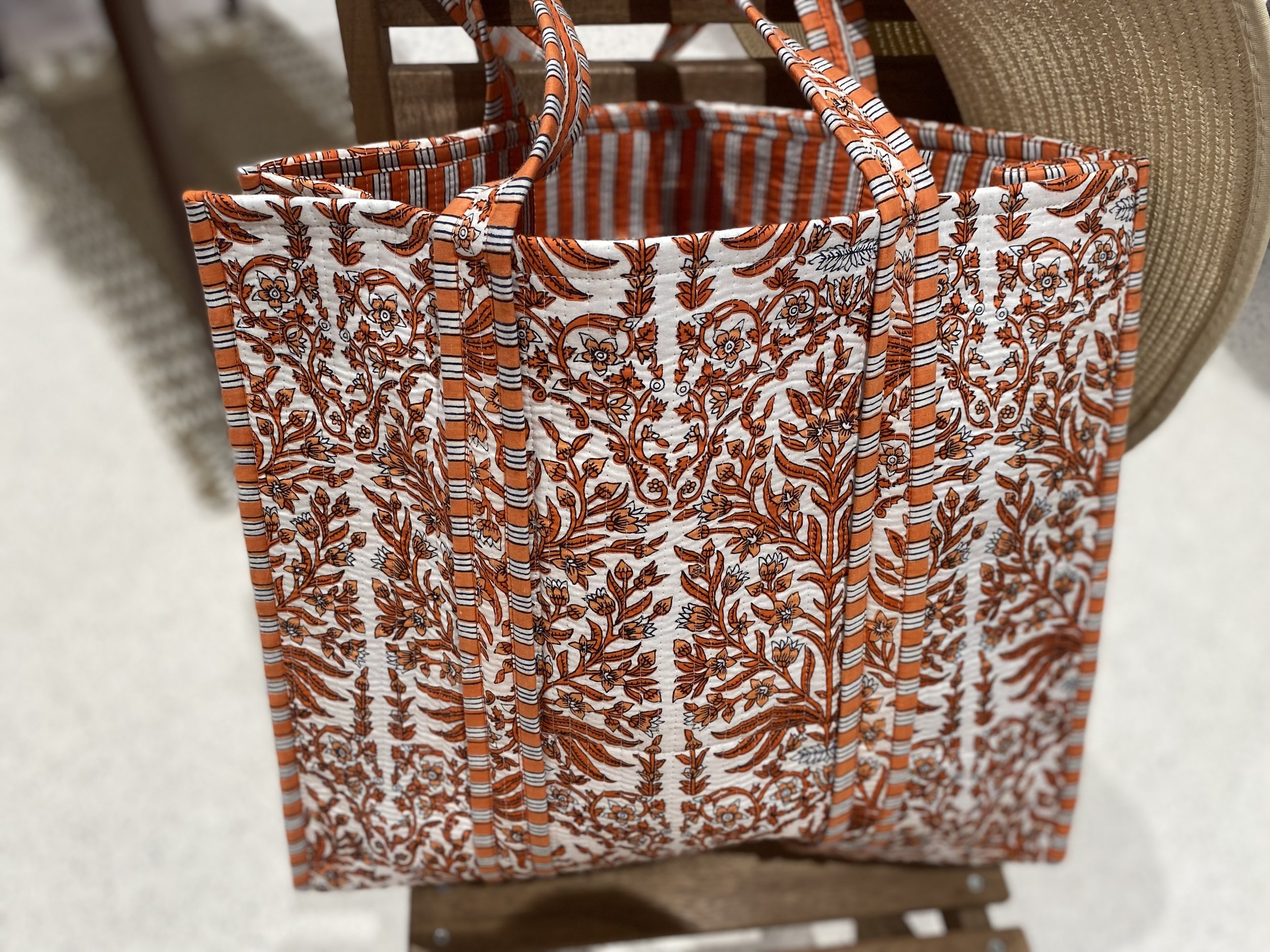 Tote Large