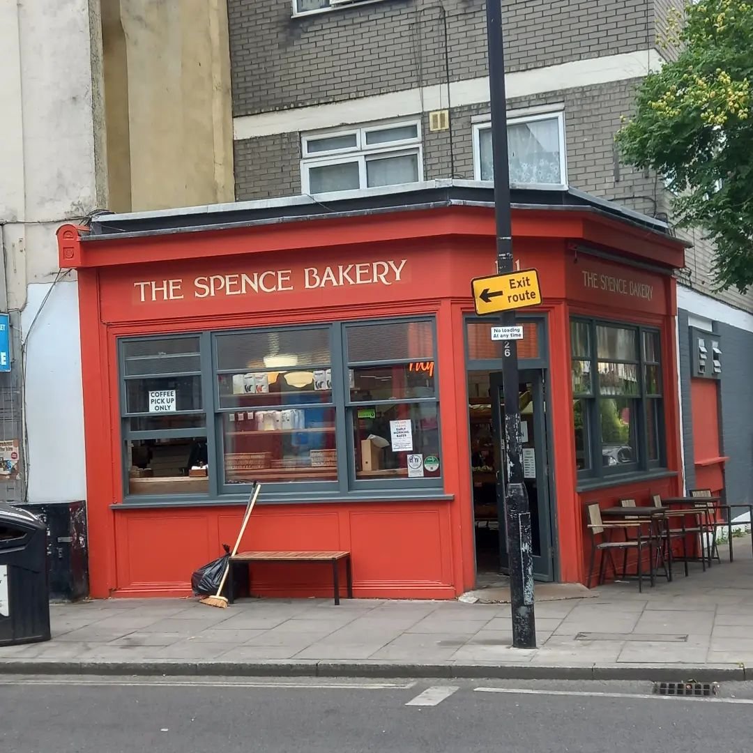 Great visit to The Spence Bakery, Stoke Newington, owned by my mate Katherine. Beetroot and 3 seed loaf absolutely delicious 😋