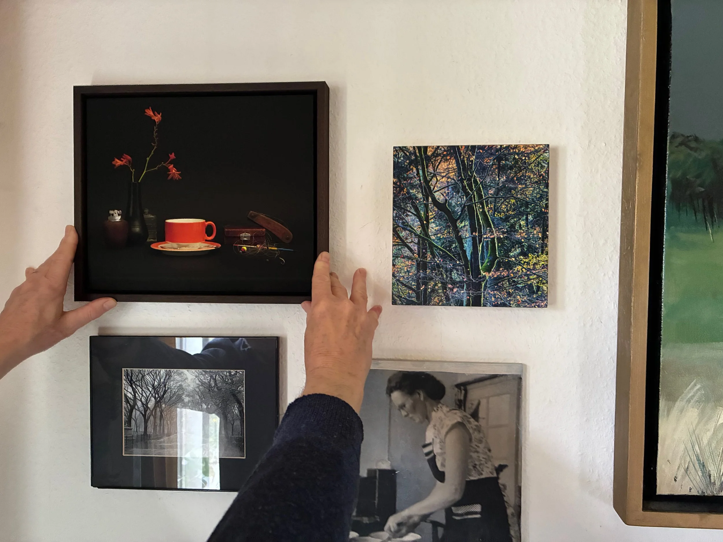 Stilleven oranje Pagnossin kop en schotel op bestemming.