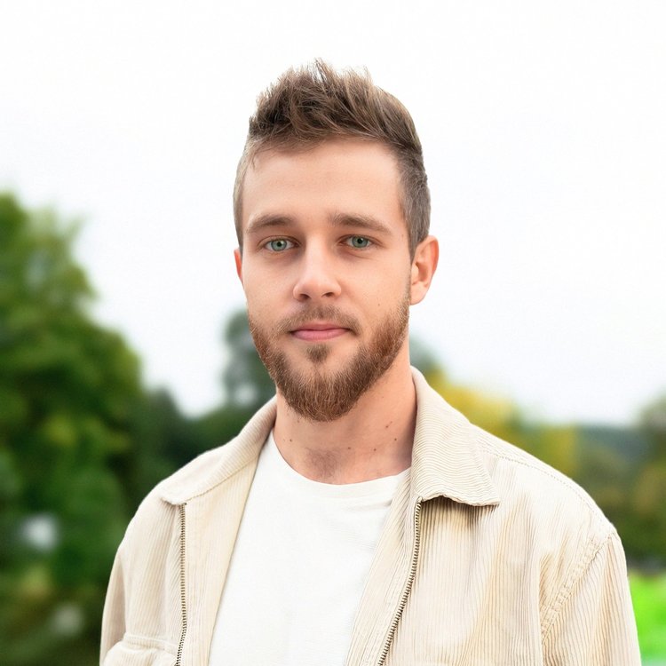 Damian Handzlik, the artist behind DAISAN