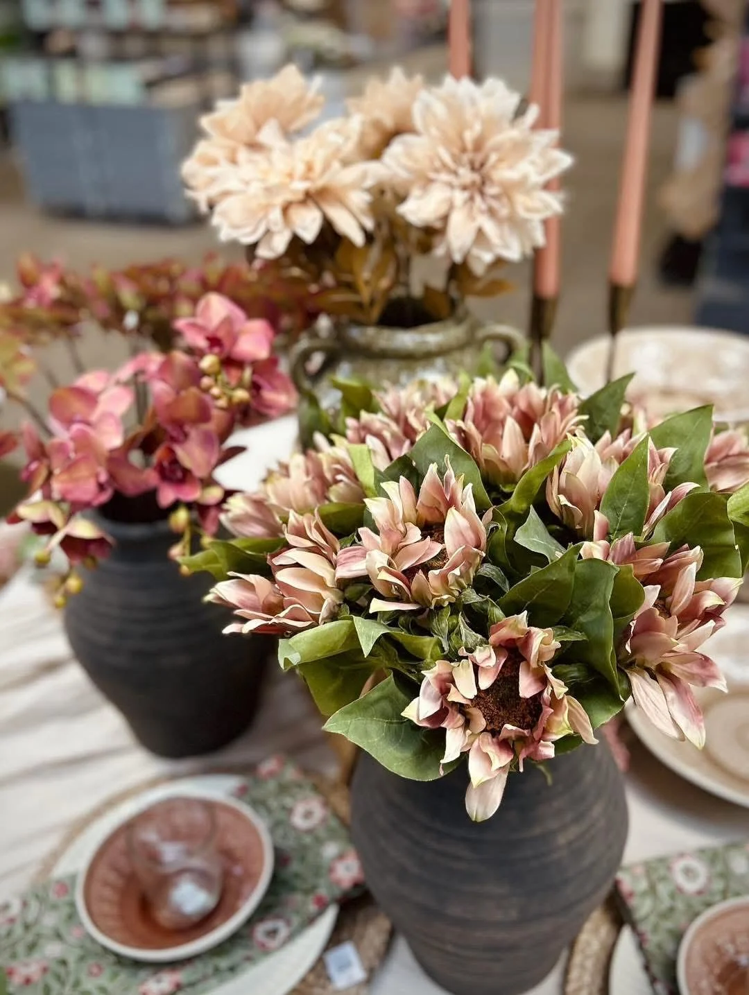 Byens st&oslash;rste utvalg i kunstige snittblomster 🌸 N&aring; har vi f&aring;tt inn masse masse fint 😍 #kunstigeblomster #kunstig #bukett #interi&oslash;r #hagelandoddernes #h&oslash;st